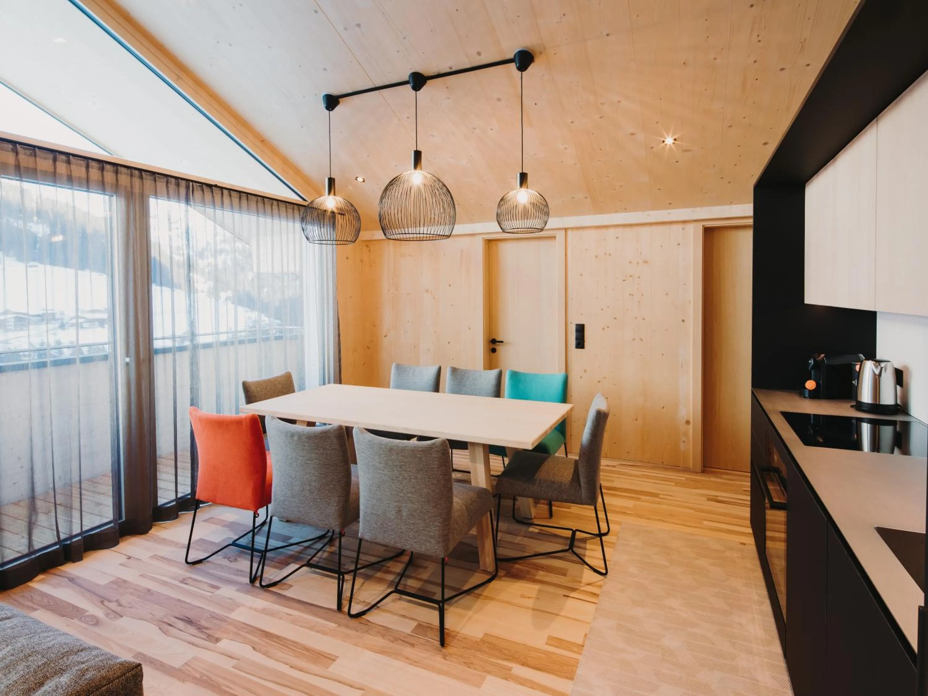 Photo of the whole room in Alpin - Studios & Suites