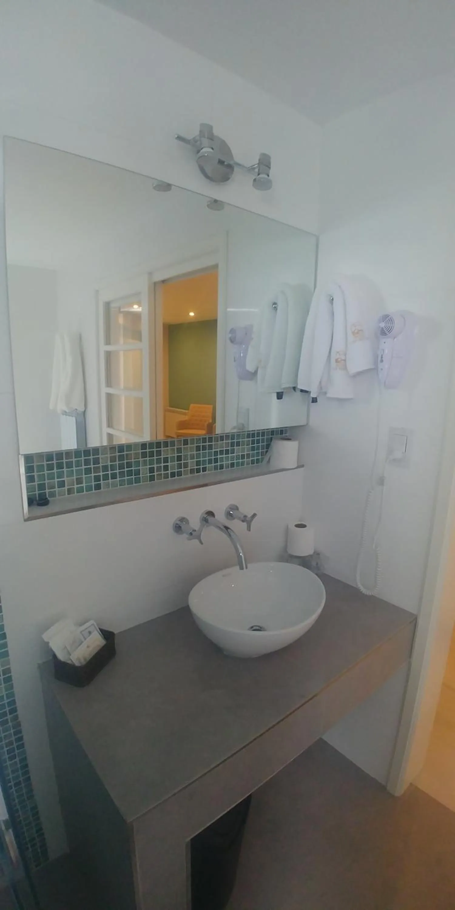 Bathroom in Hotel Las Rocas