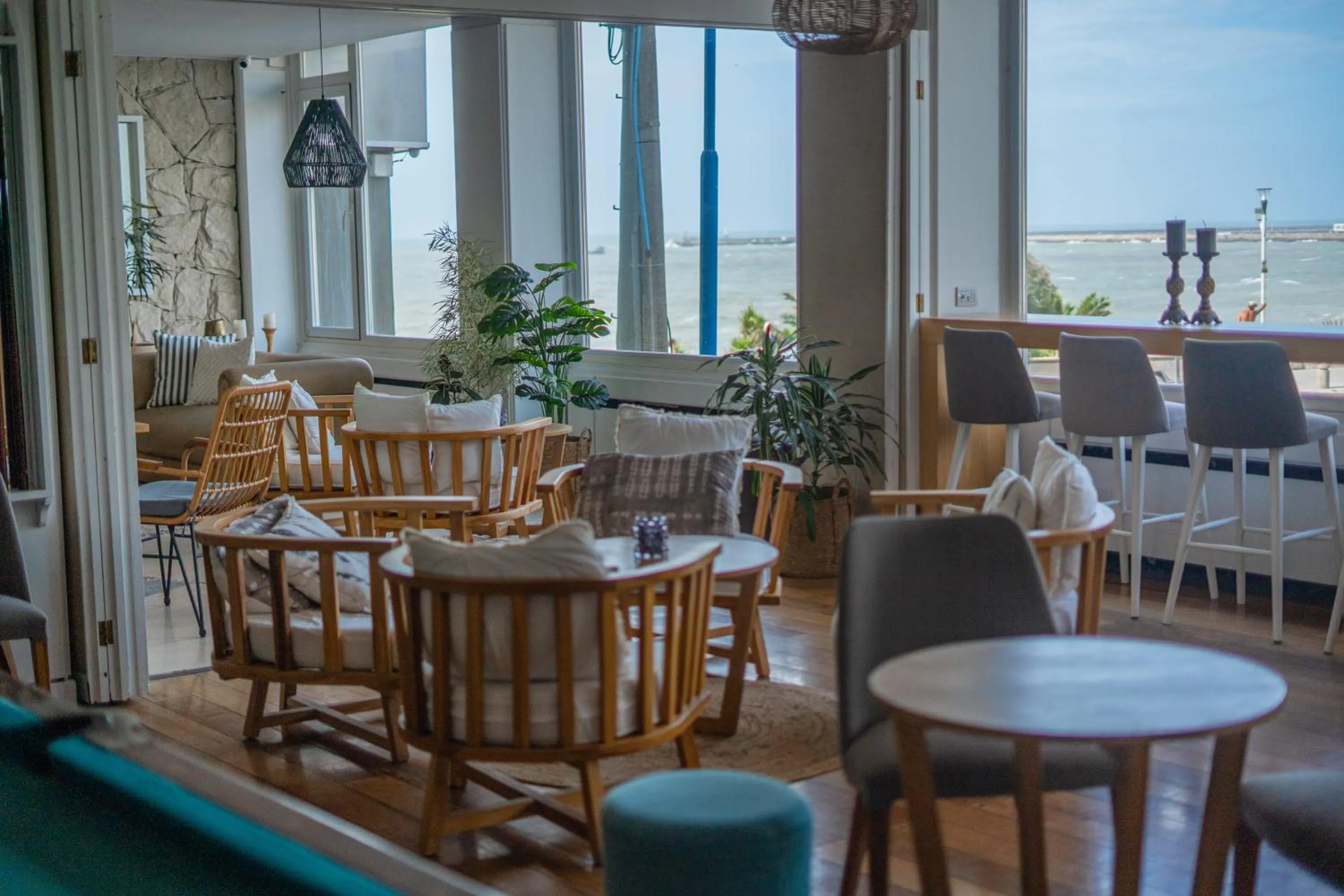 Restaurant/places to eat in Hotel Las Rocas