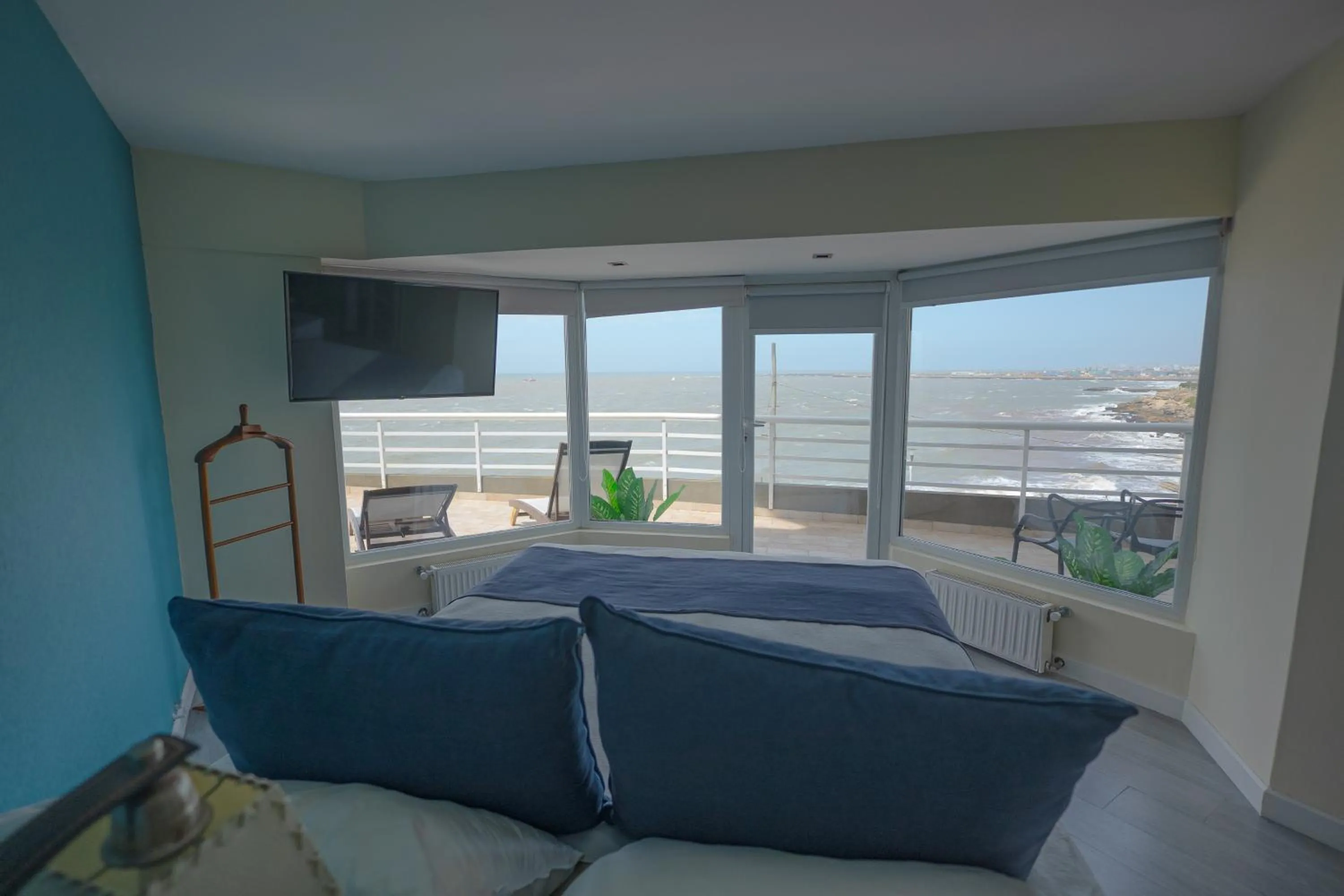 View (from property/room), Bed in Hotel Las Rocas