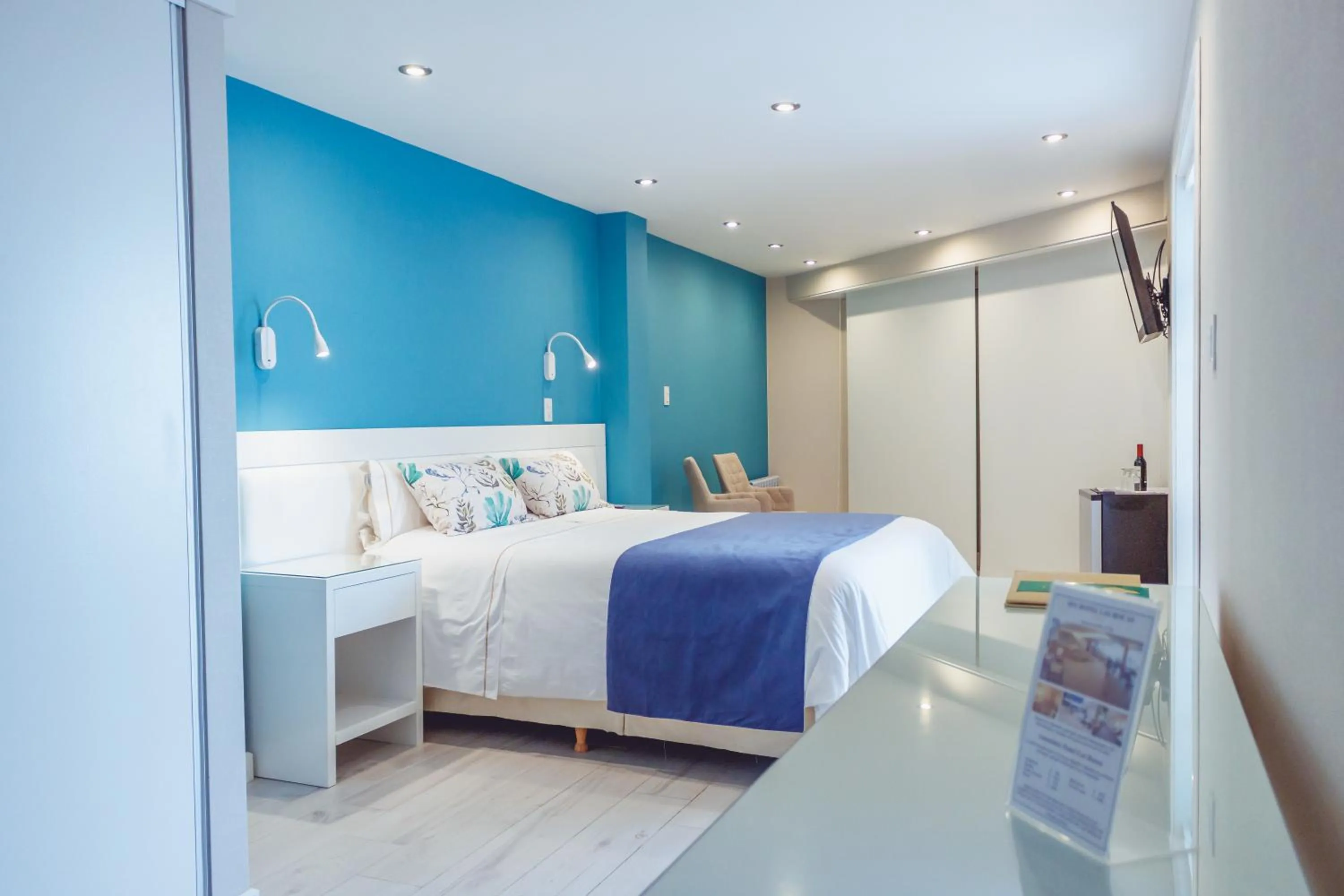 Bed in Hotel Las Rocas