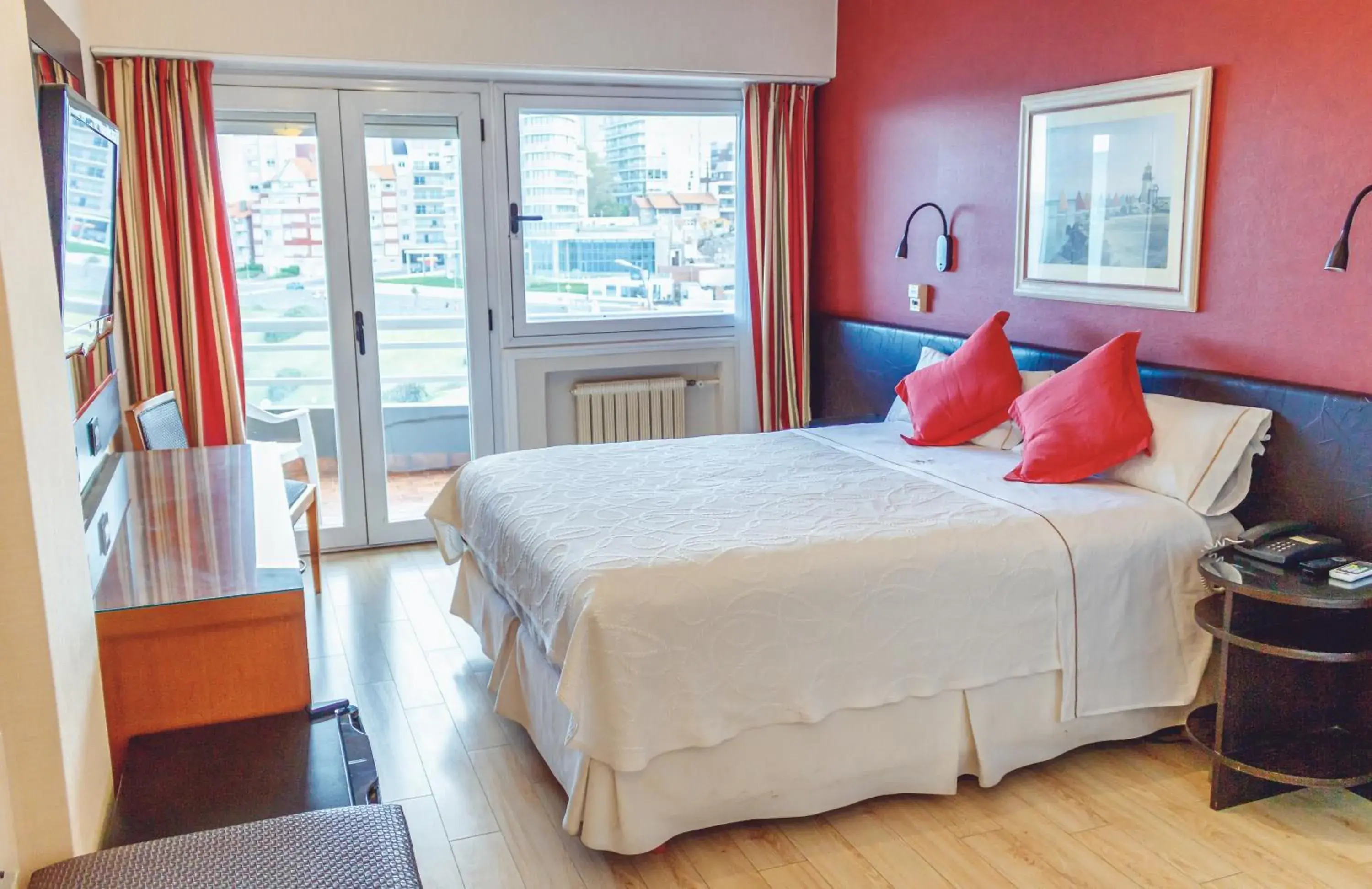 Family Suite in Hotel Las Rocas Family Suite in Hotel Las Rocas