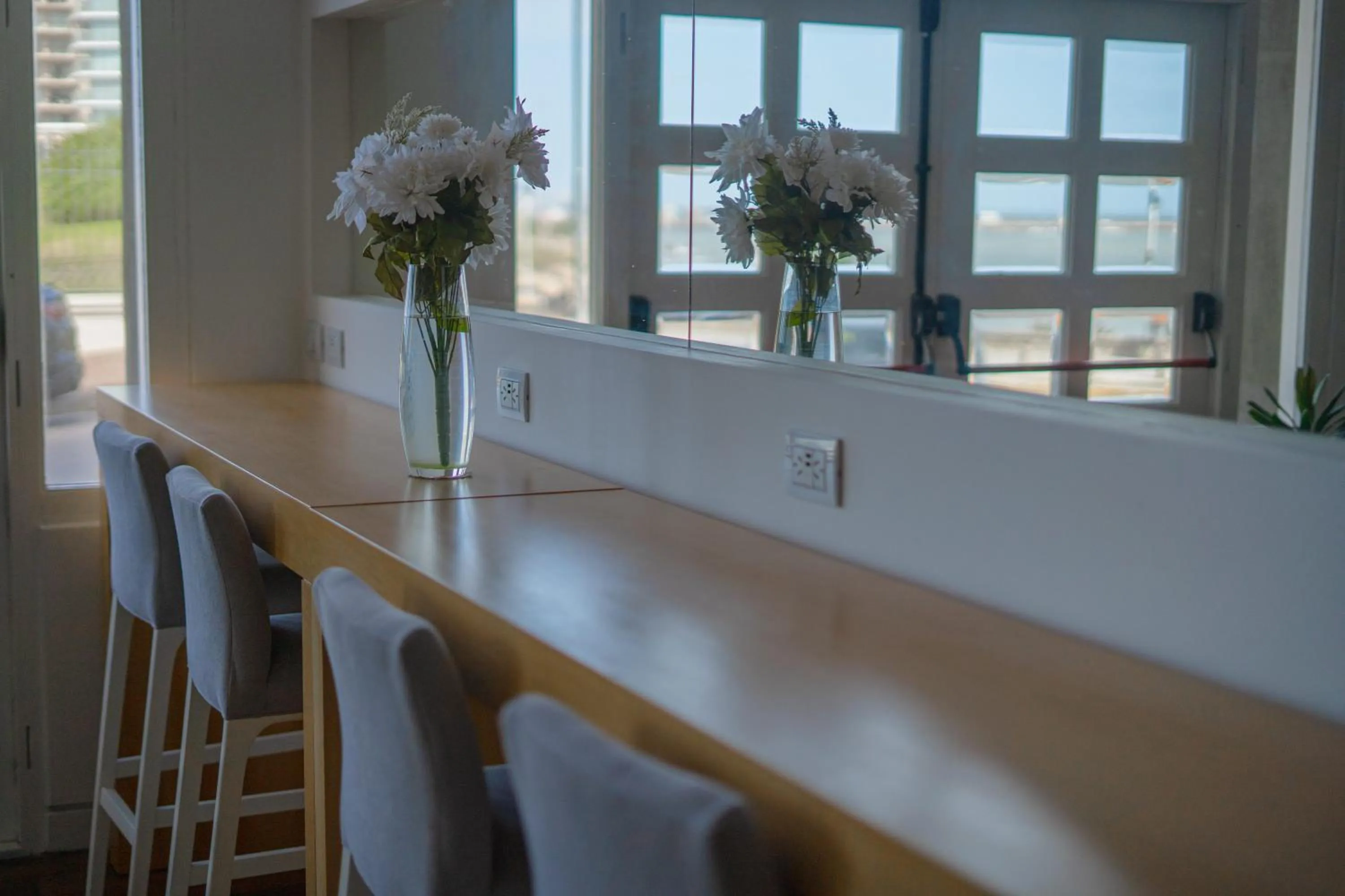 Lounge or bar in Hotel Las Rocas