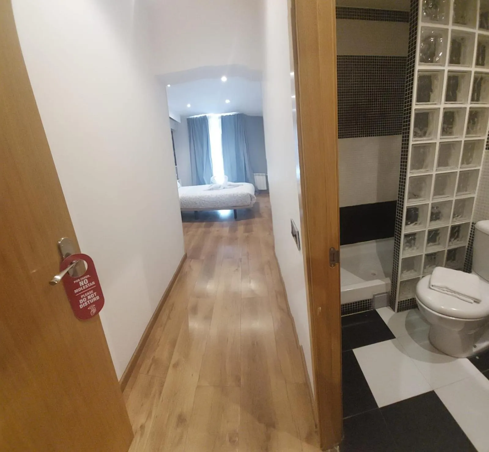 Bedroom in Hostal New Life Madrid