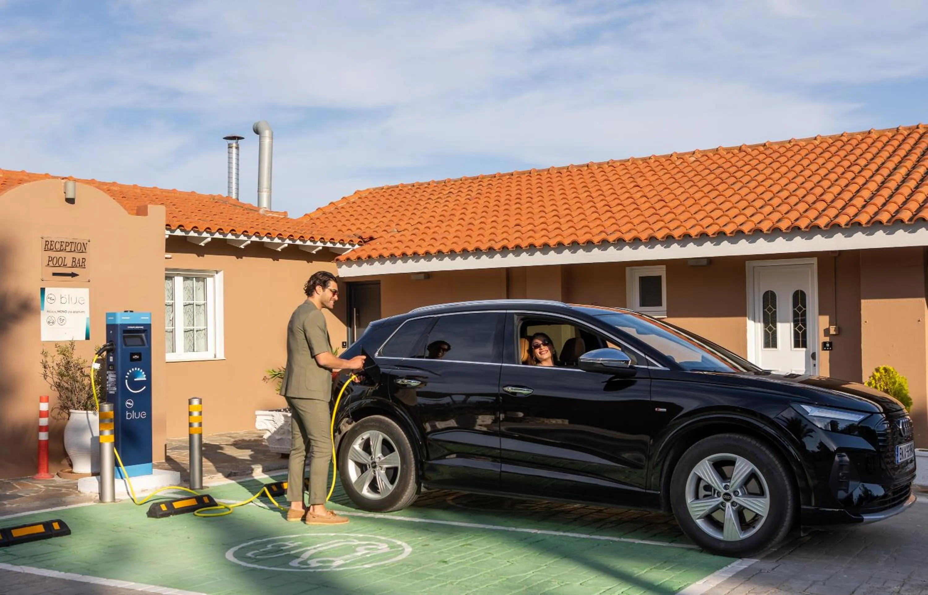 Parking in The "L" Suites & Apartments