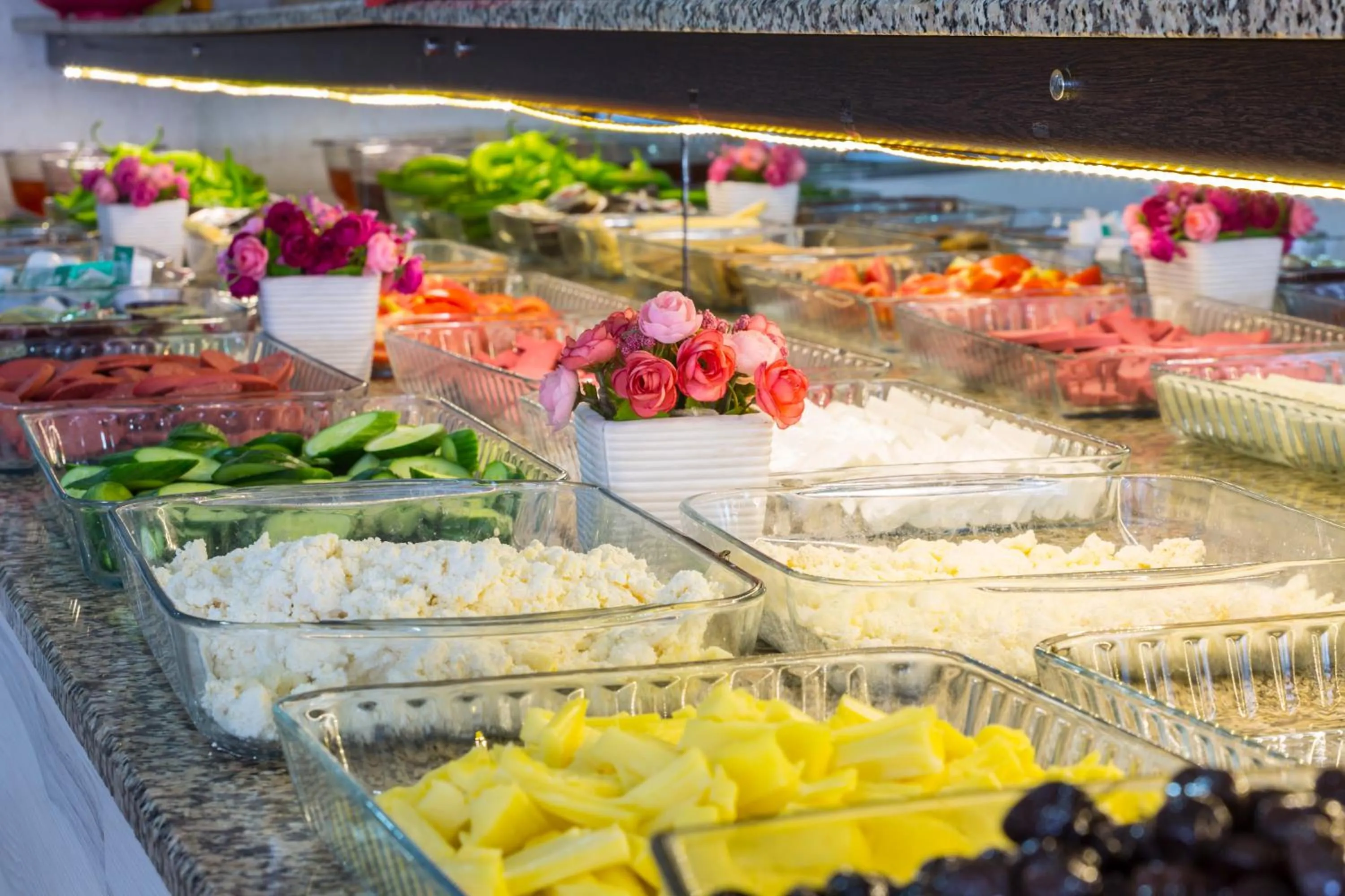 Breakfast in Arsen Hotel