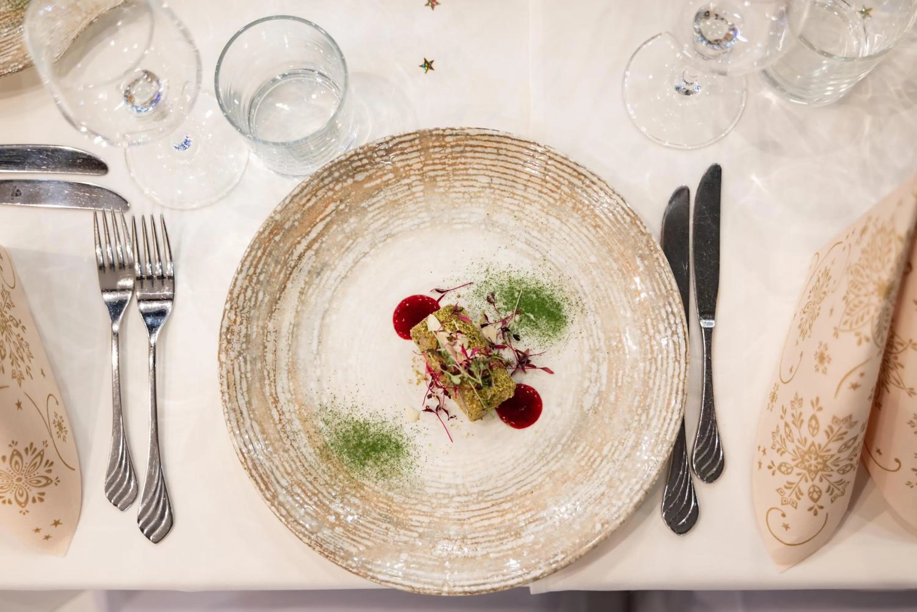 Restaurant/places to eat in Hotel Most Slávy