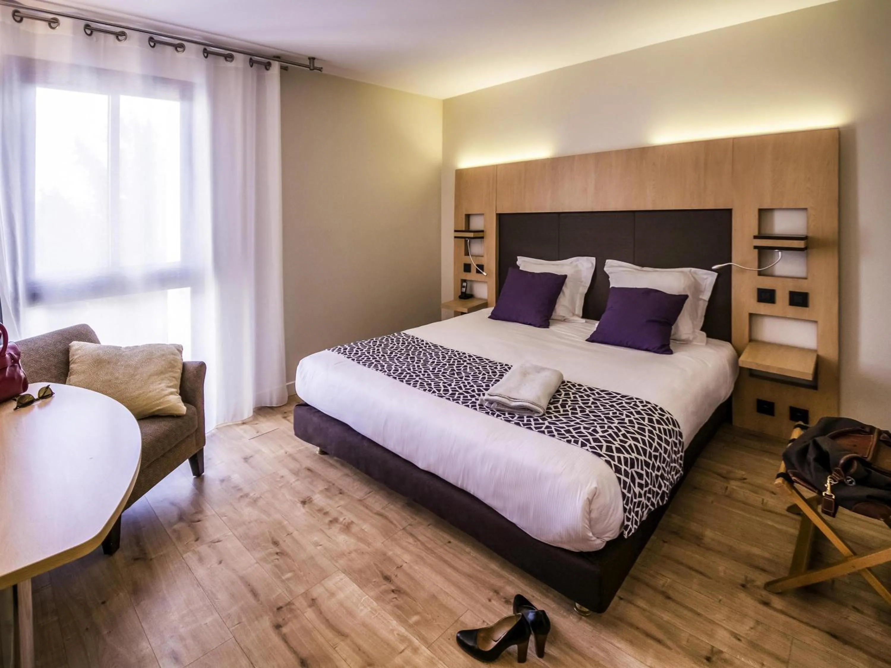 Bedroom, Bed in Mercure Montpellier Centre Comédie