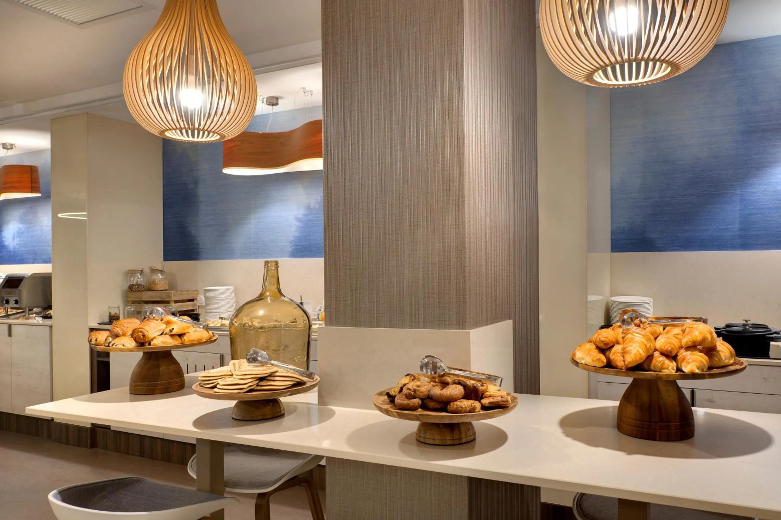 Breakfast in Mercure Montpellier Centre Comédie