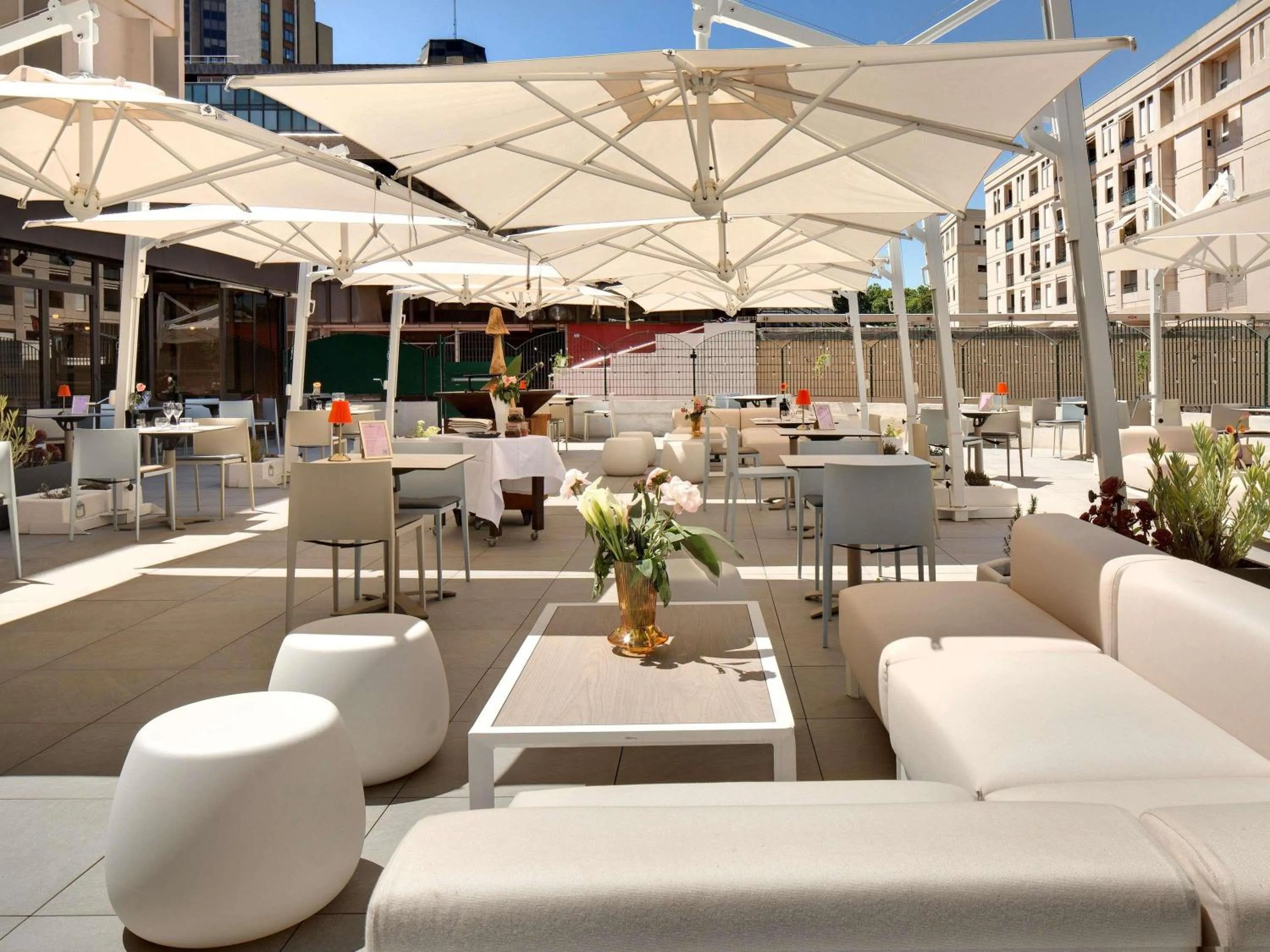 Property building in Mercure Montpellier Centre Comédie