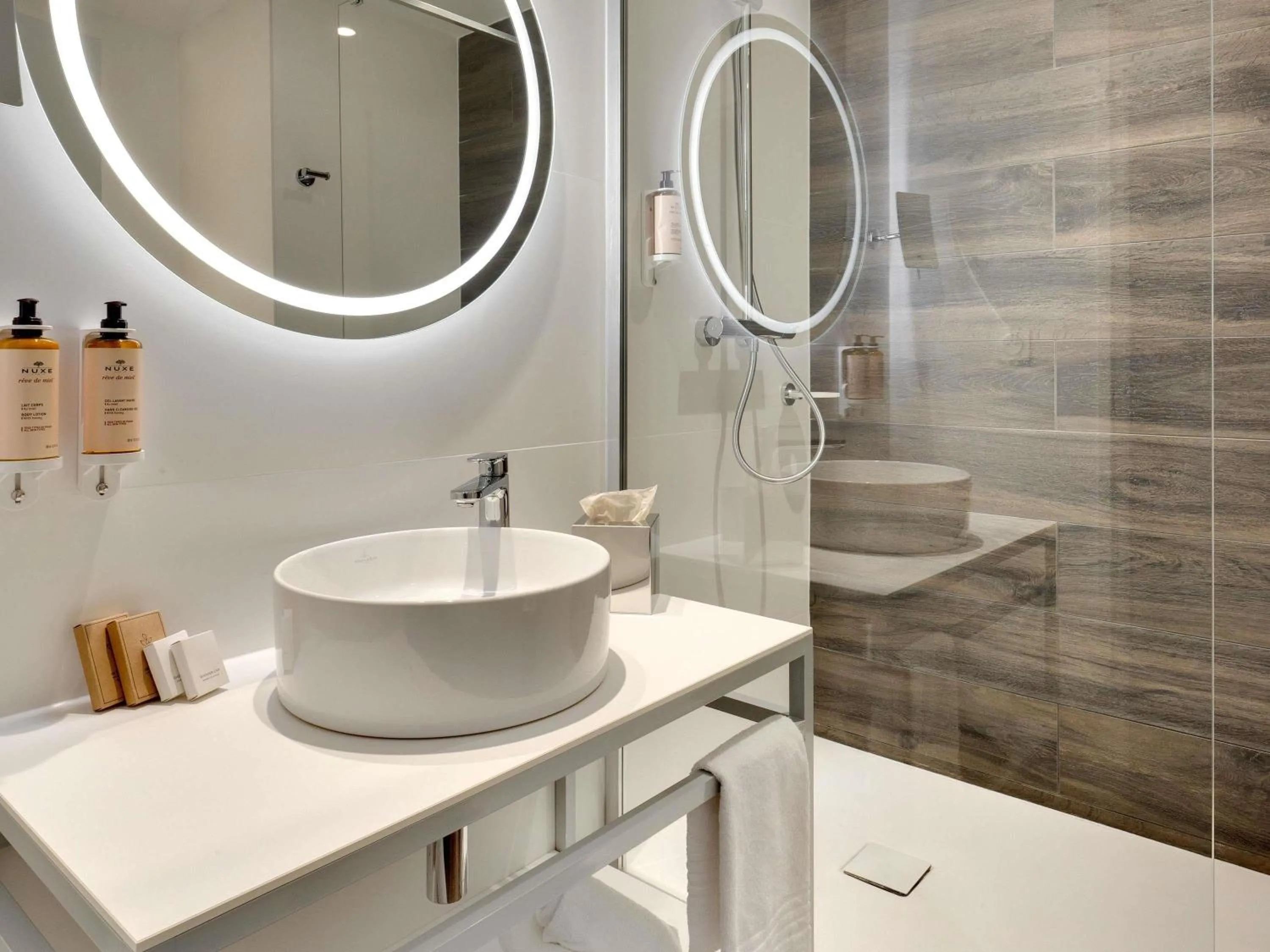 Bedroom in Mercure Montpellier Centre Comédie