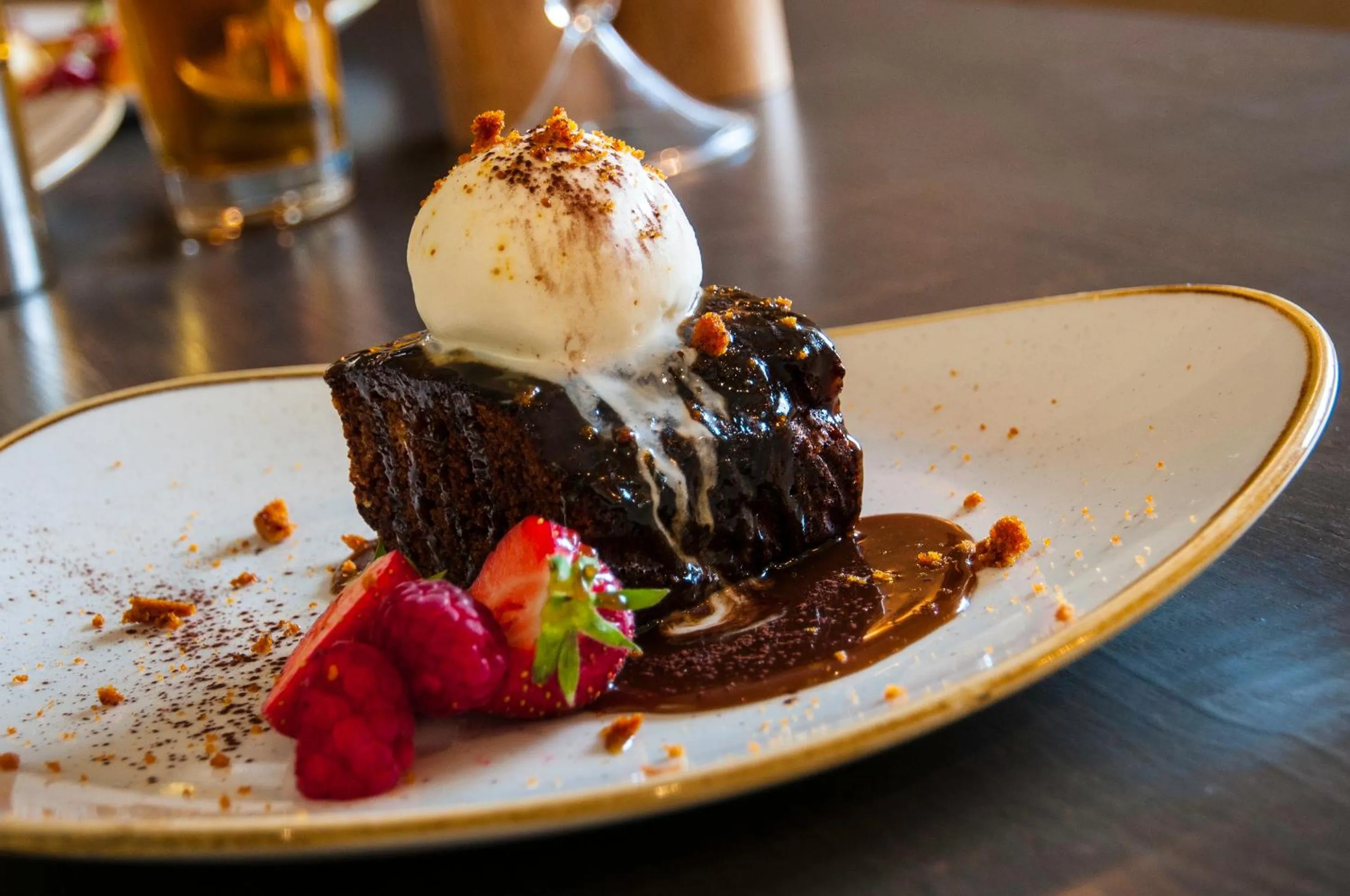 Meals in The Fleece Inn