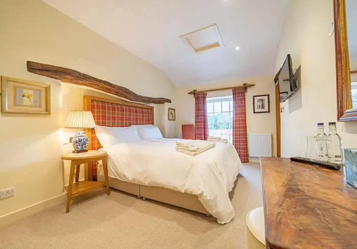 Bed in The Fleece Inn