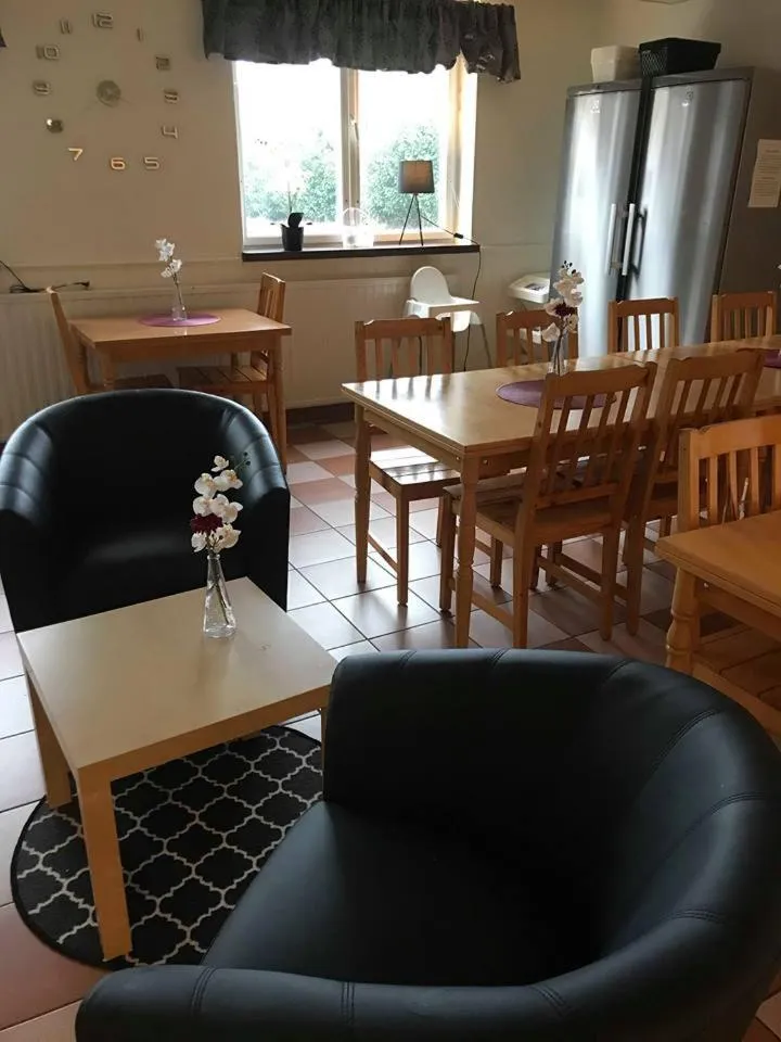 Kitchen or kitchenette in Karlshamn Vandrarhem och Hotell