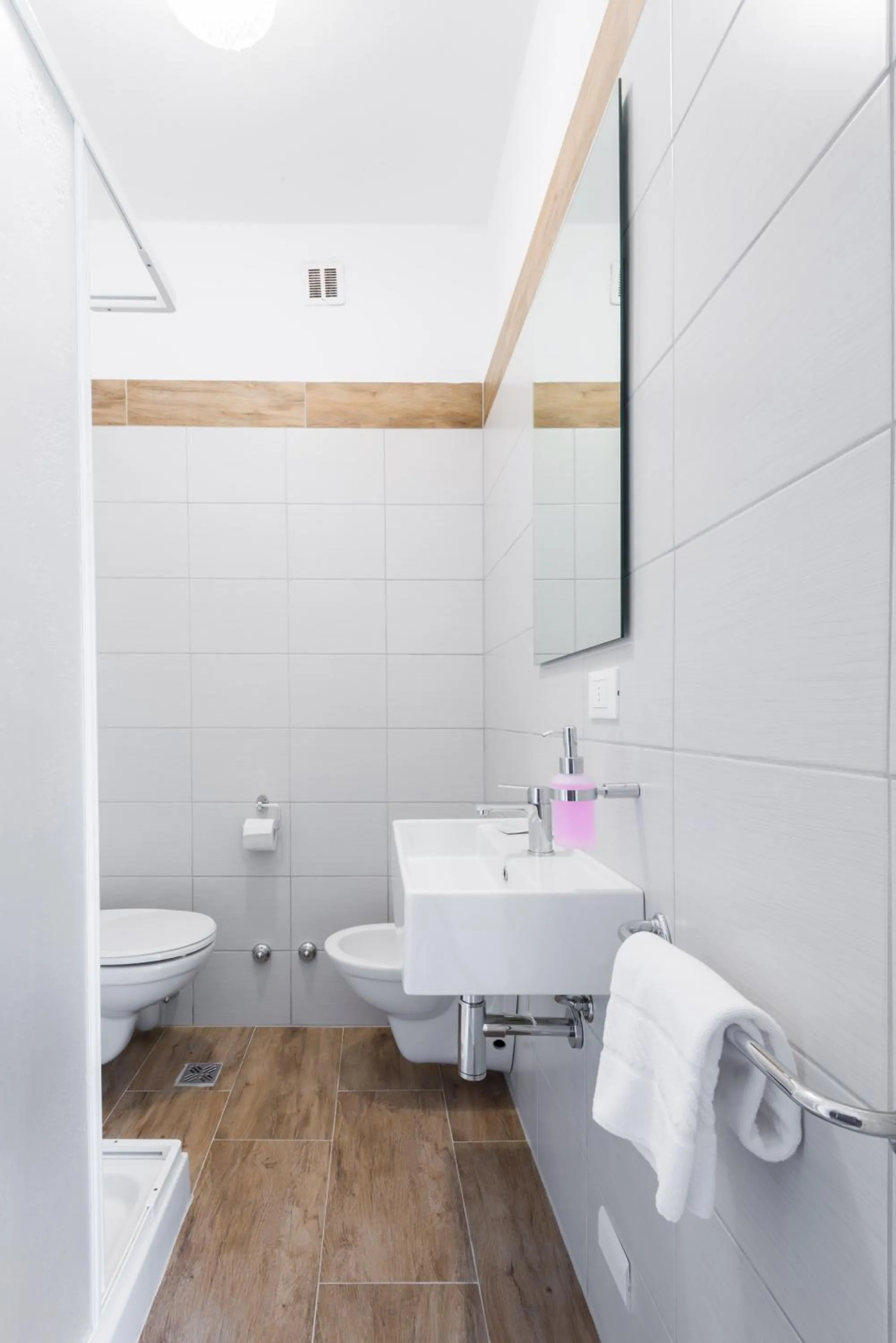 Bathroom in Hotel Internazionale Luino