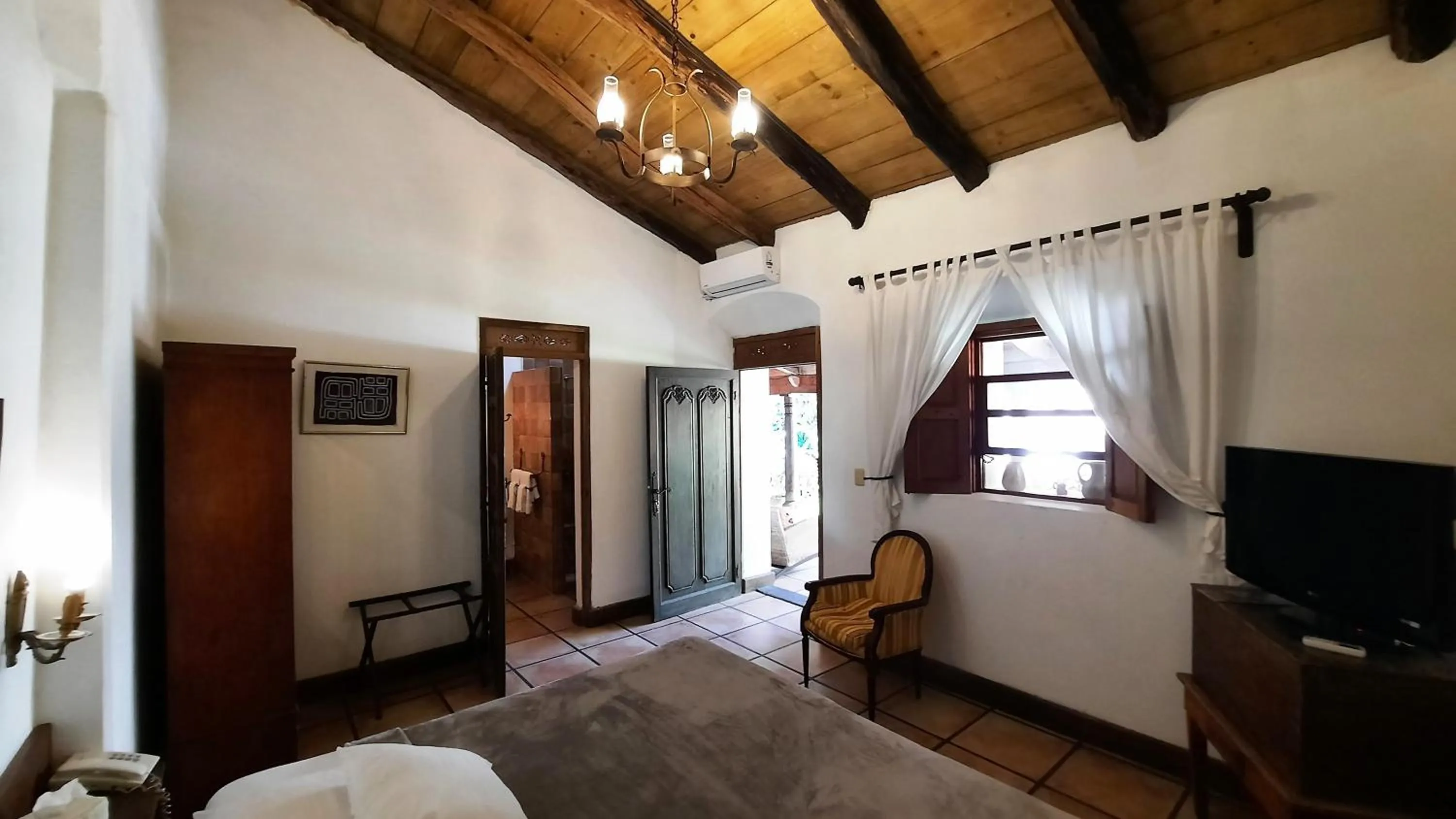 Bed in Los Almendros de San Lorenzo