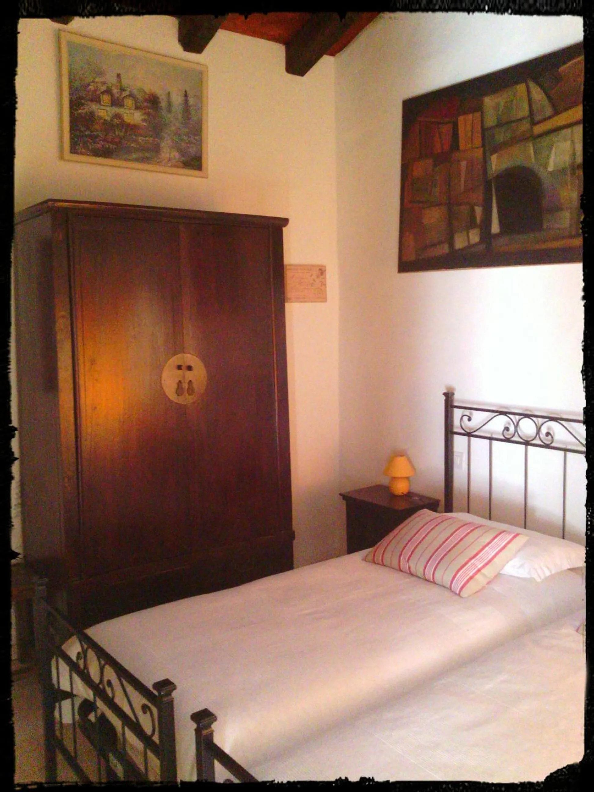 Bedroom, Bed in Albergo Julienne
