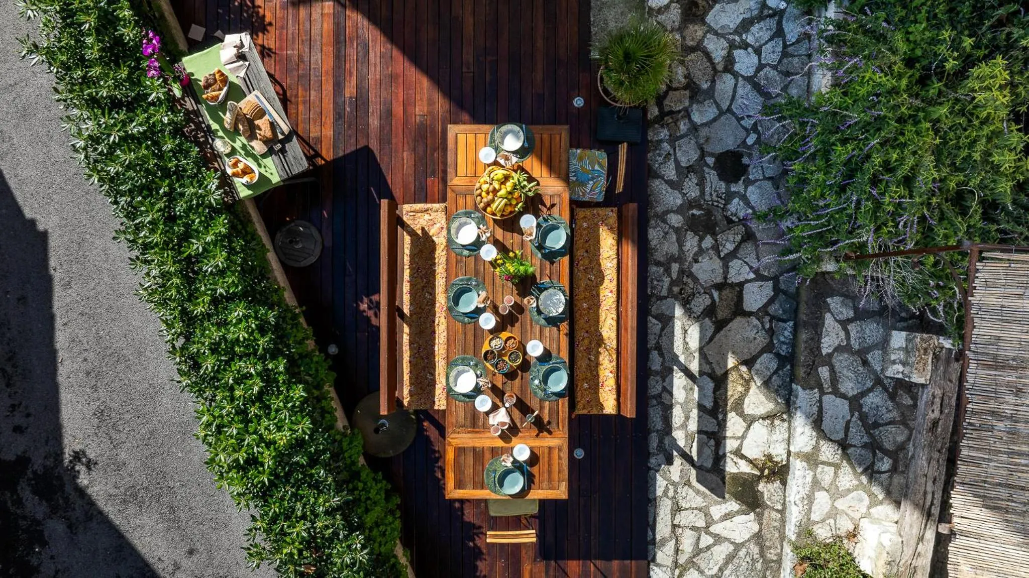 Patio in The frogs' house - Yoga Retreat
