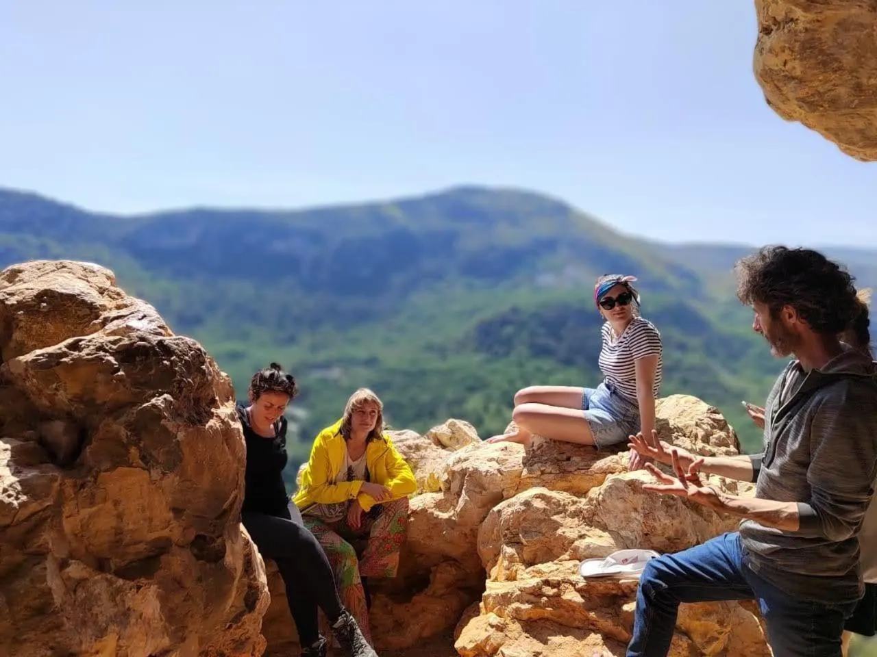 Activities in The frogs' house - Yoga Retreat