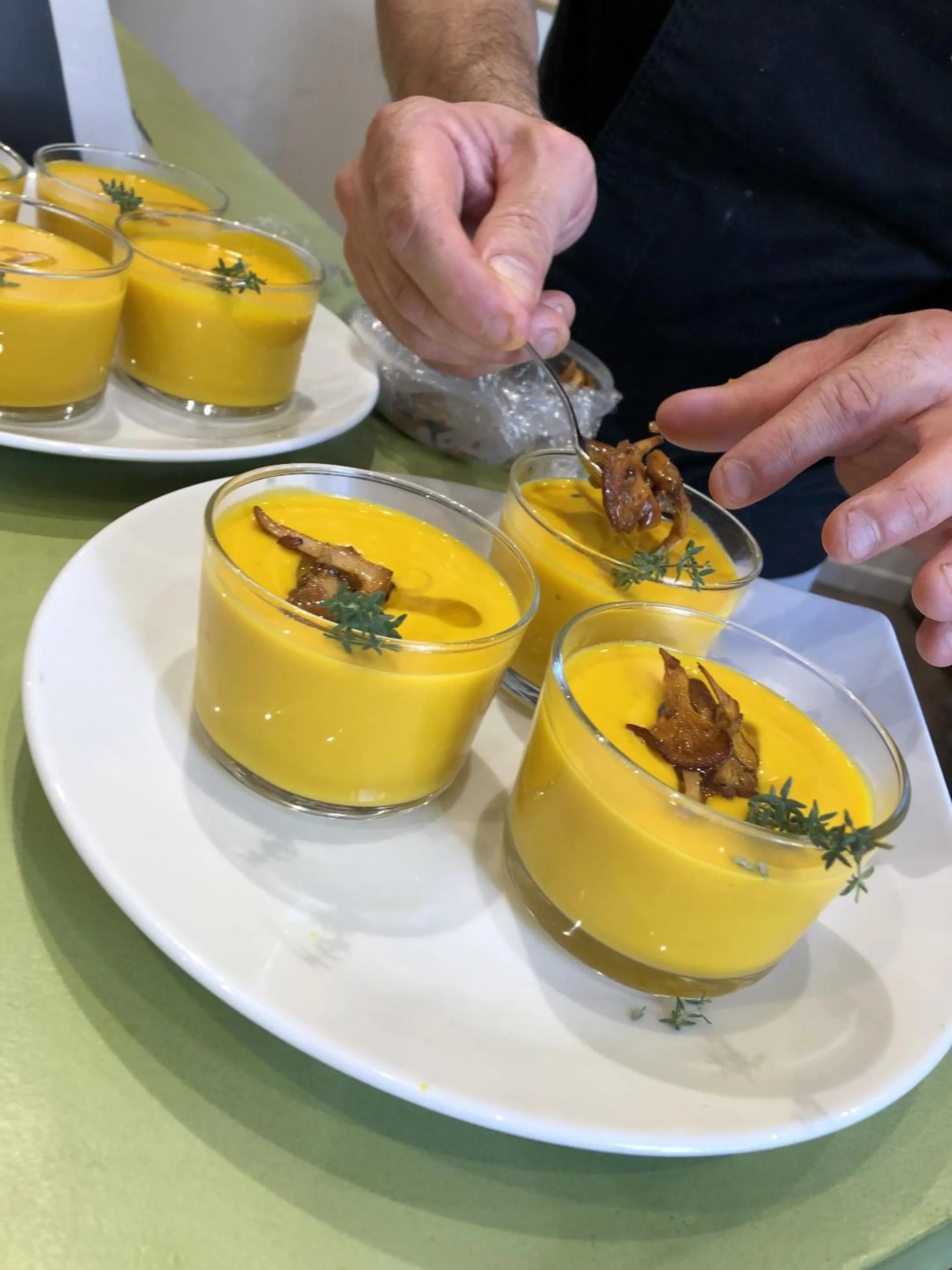 Food and drinks in The frogs' house - Yoga Retreat