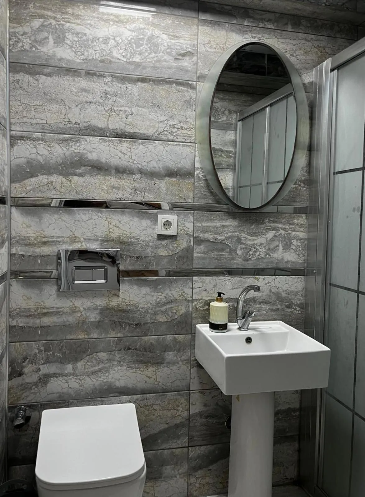 Bathroom in Invivo Hotel