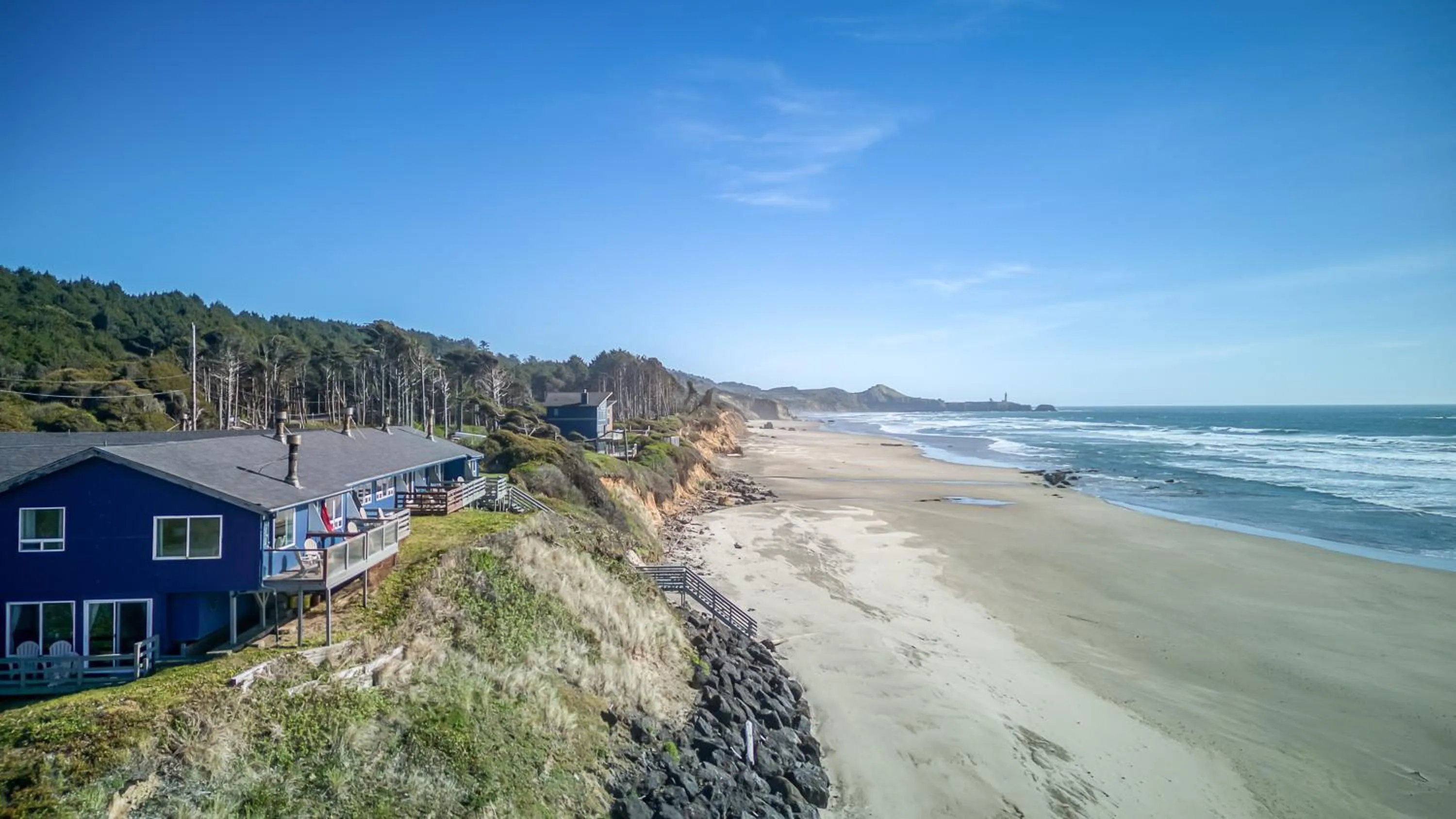 Property building in Moolack Shores Inn