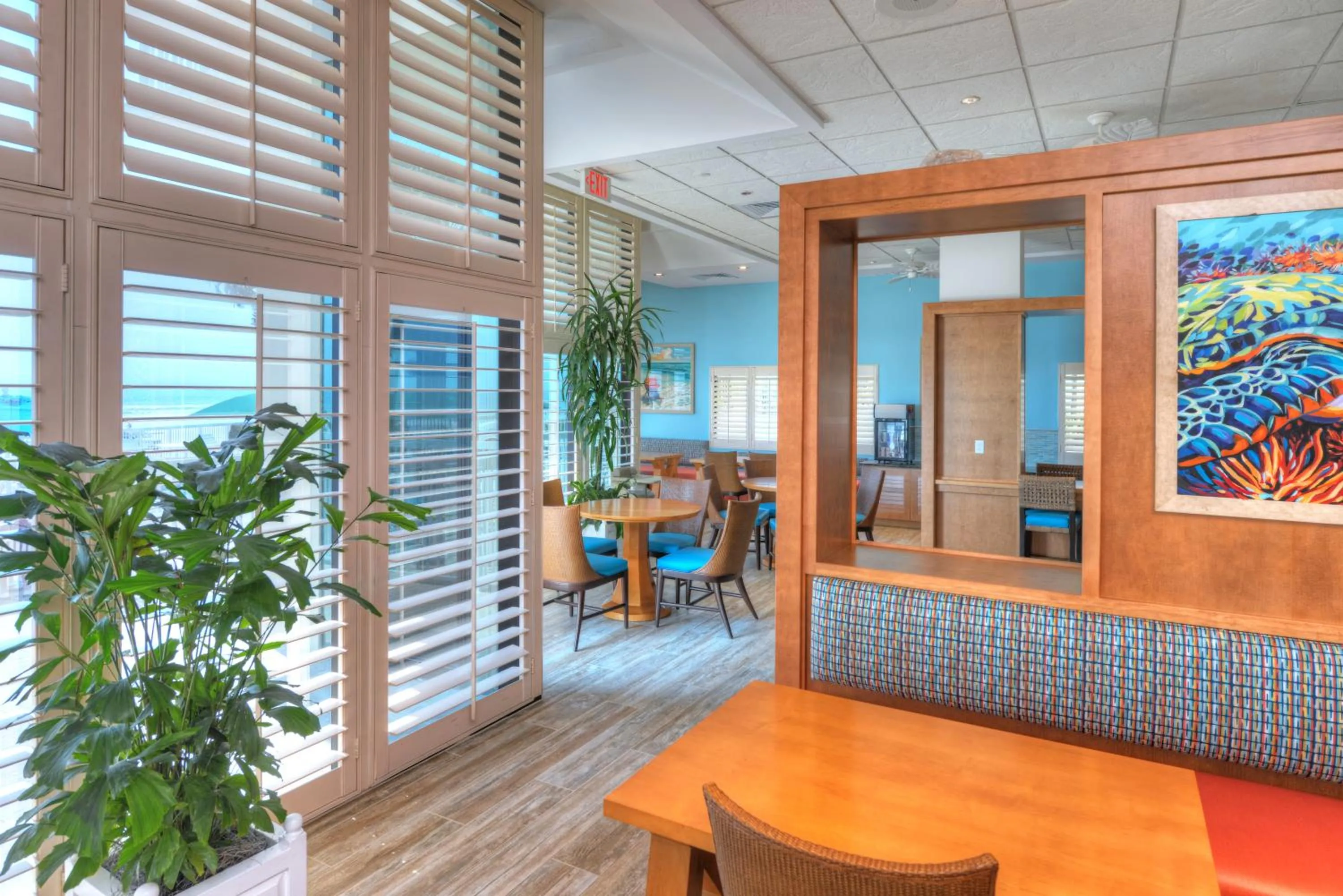 Area and facilities in Bahama House - Daytona Beach Shores
