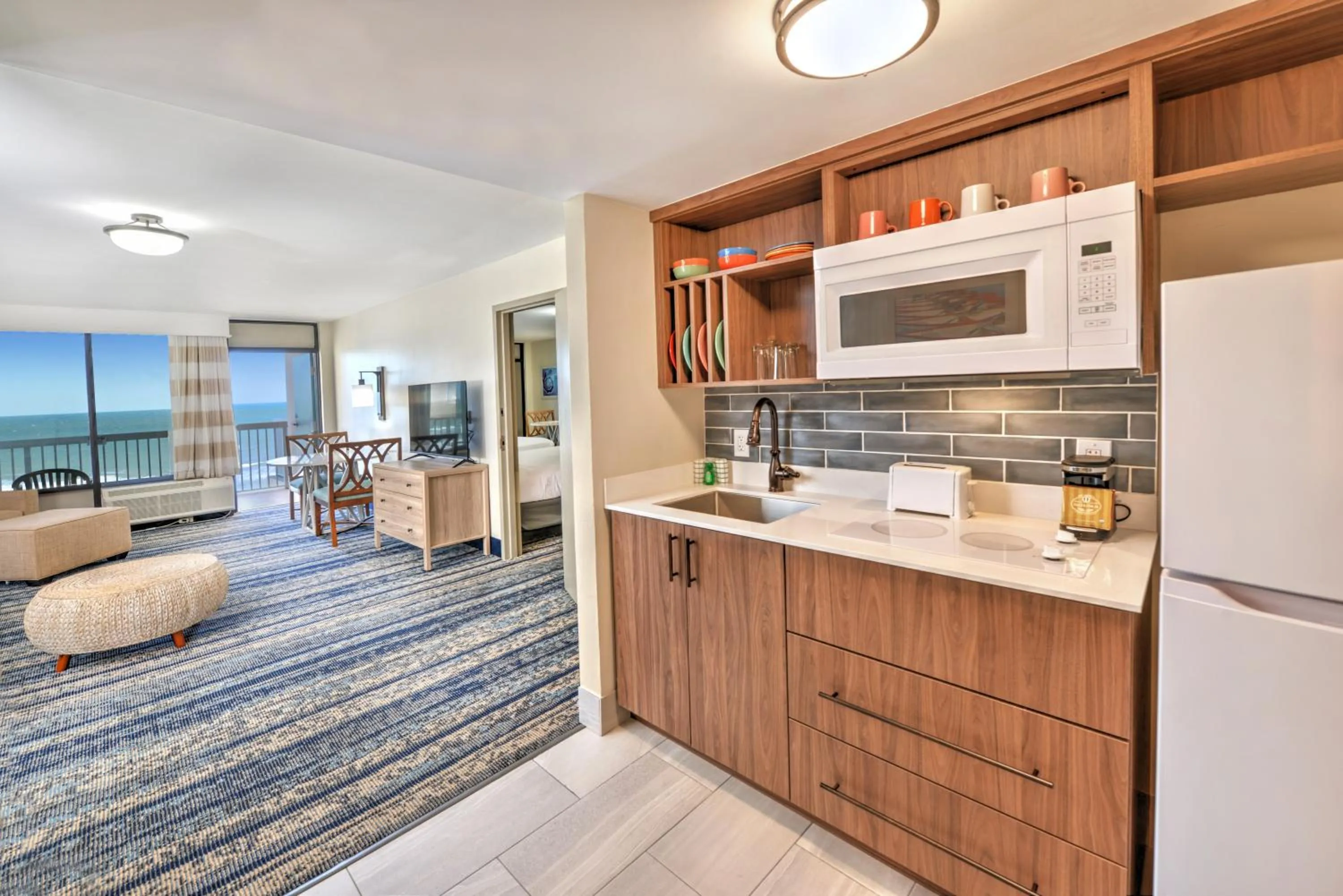 Bahama House - Daytona Beach Shores