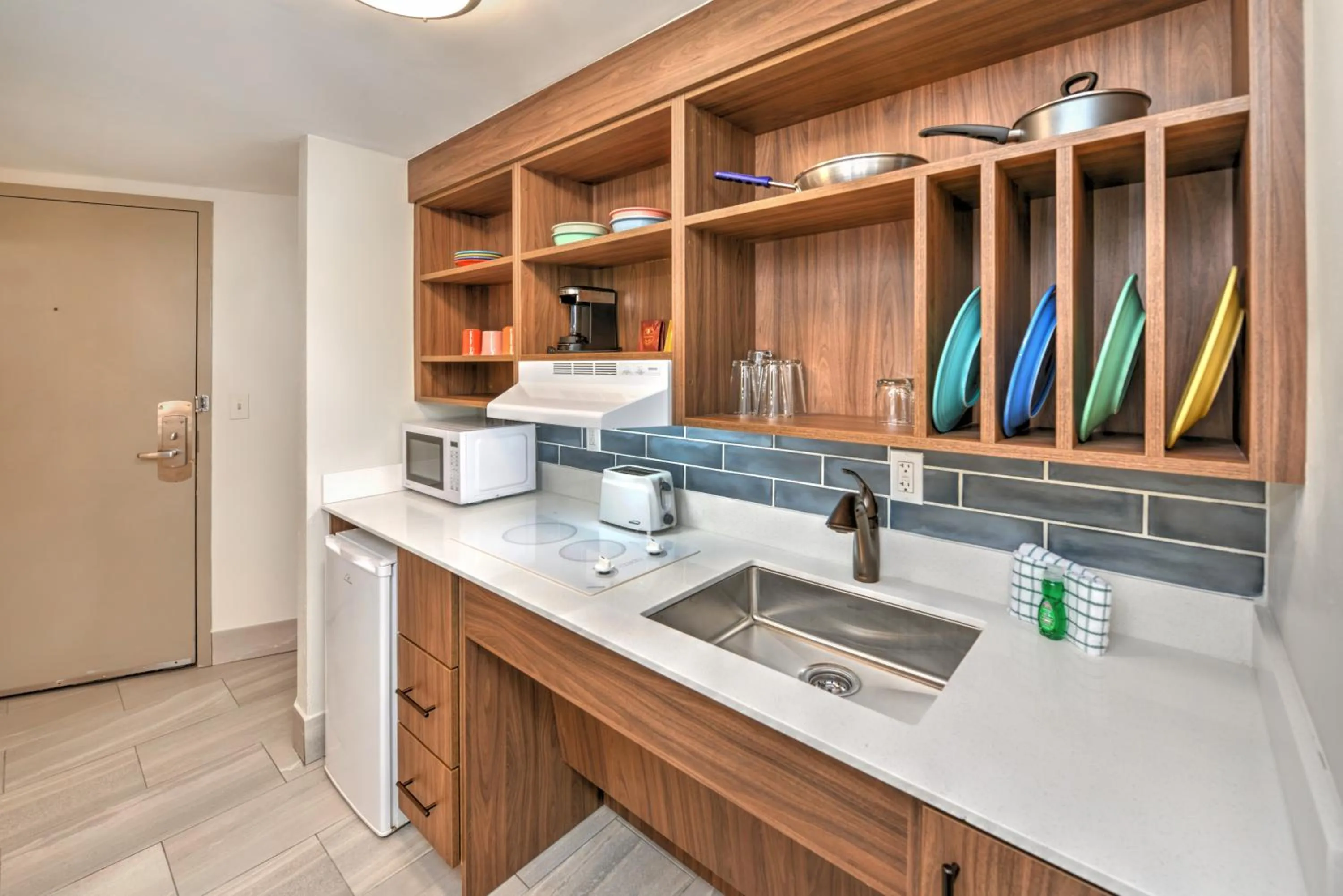 Bahama House - Daytona Beach Shores