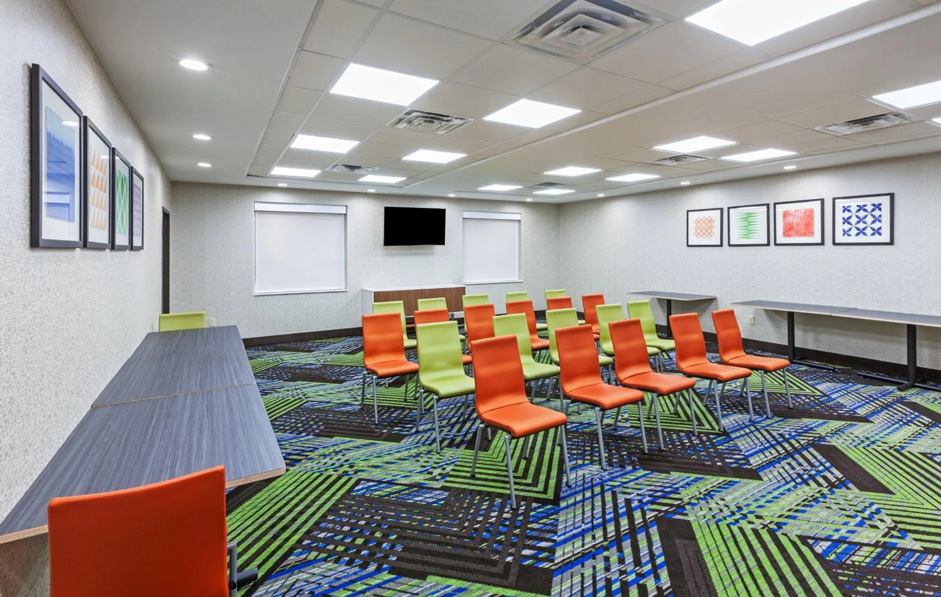 Meeting/conference room in Holiday Inn Express & Suites Longview South I-20 by IHG