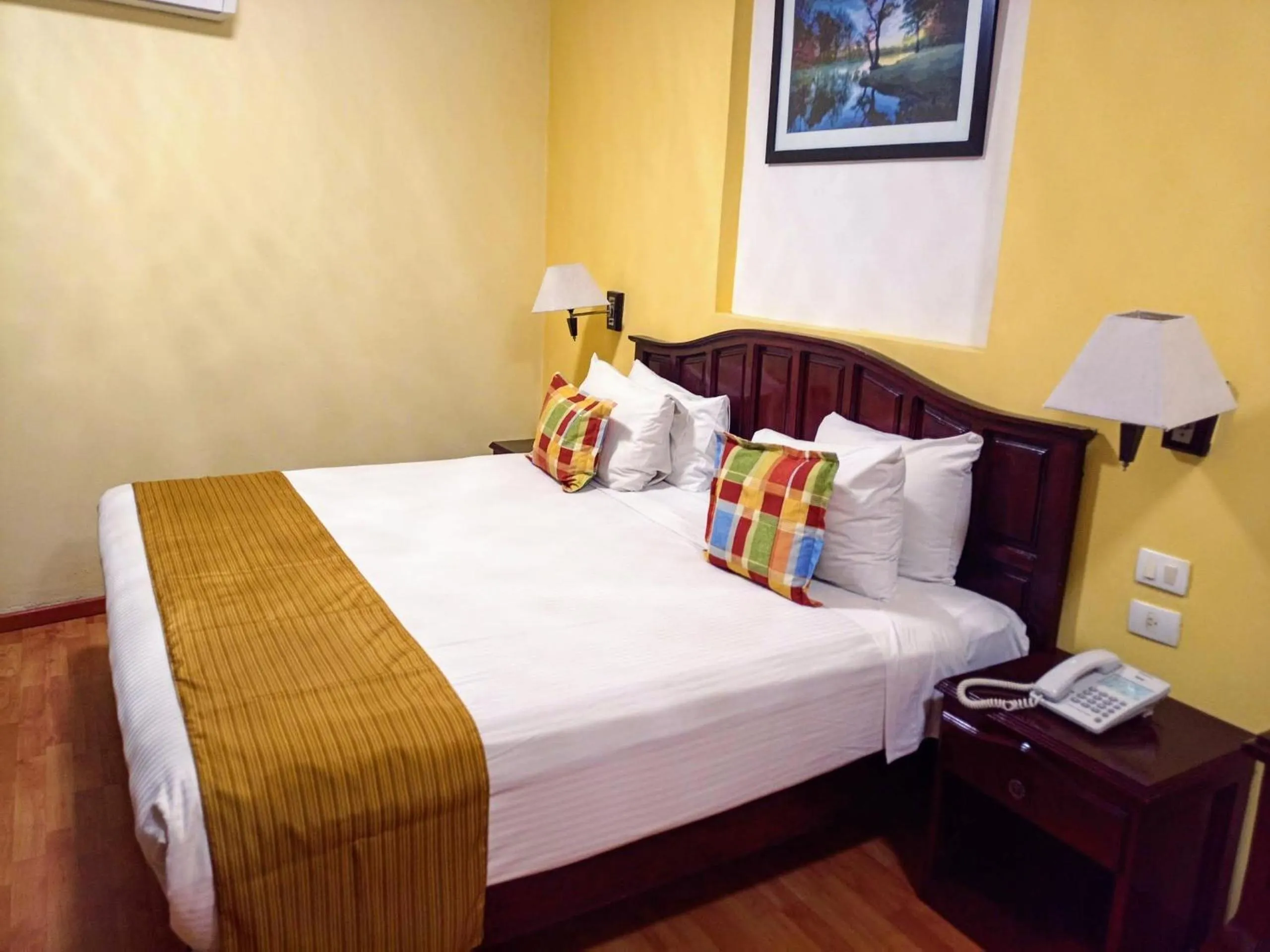 Bed in Hotel Madan Cárdenas