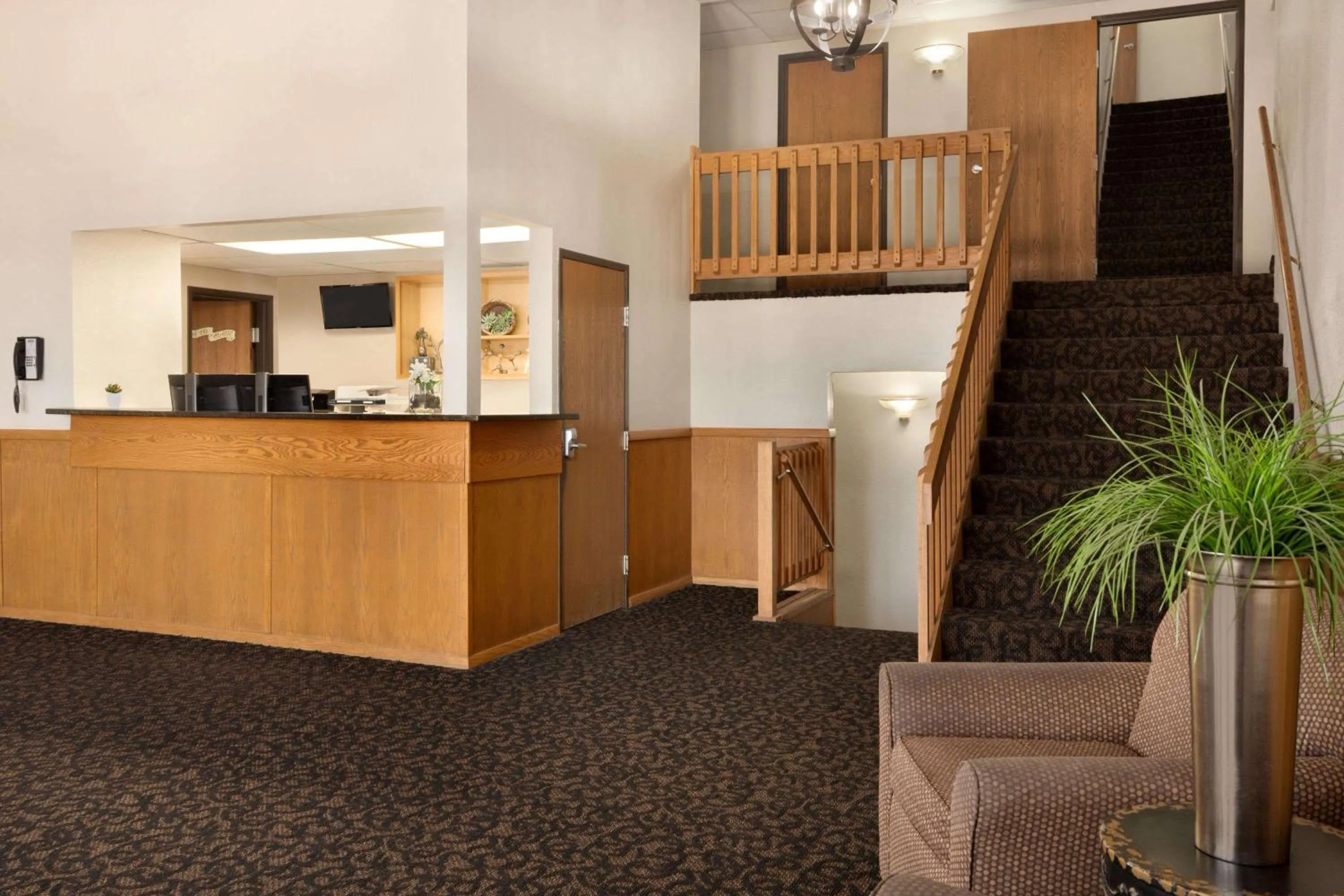 Lobby or reception in Travelodge by Wyndham Jefferson City