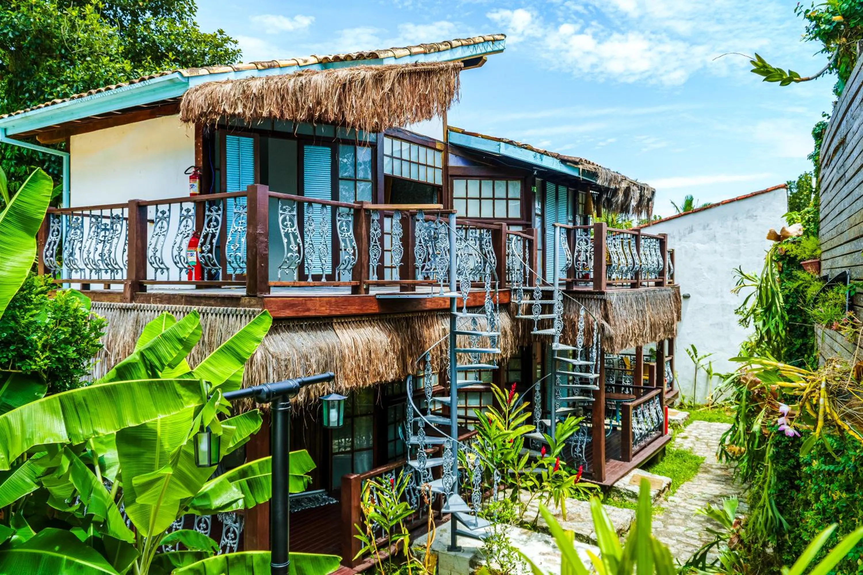 Property building in VELINN Pousada Guarubela Villa Vittoria