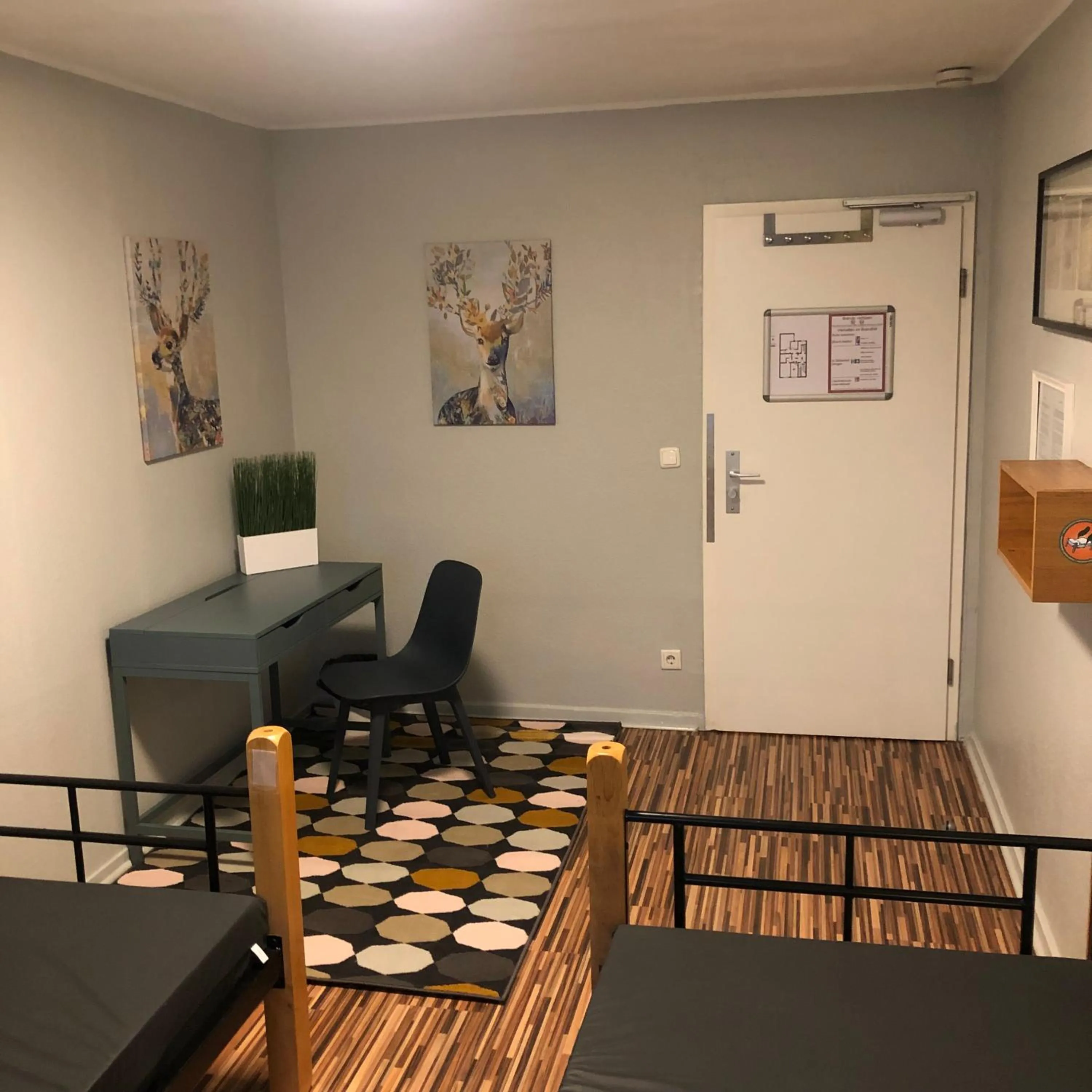 Photo of the whole room in Backpackers Düsseldorf - SELF CHECK-IN