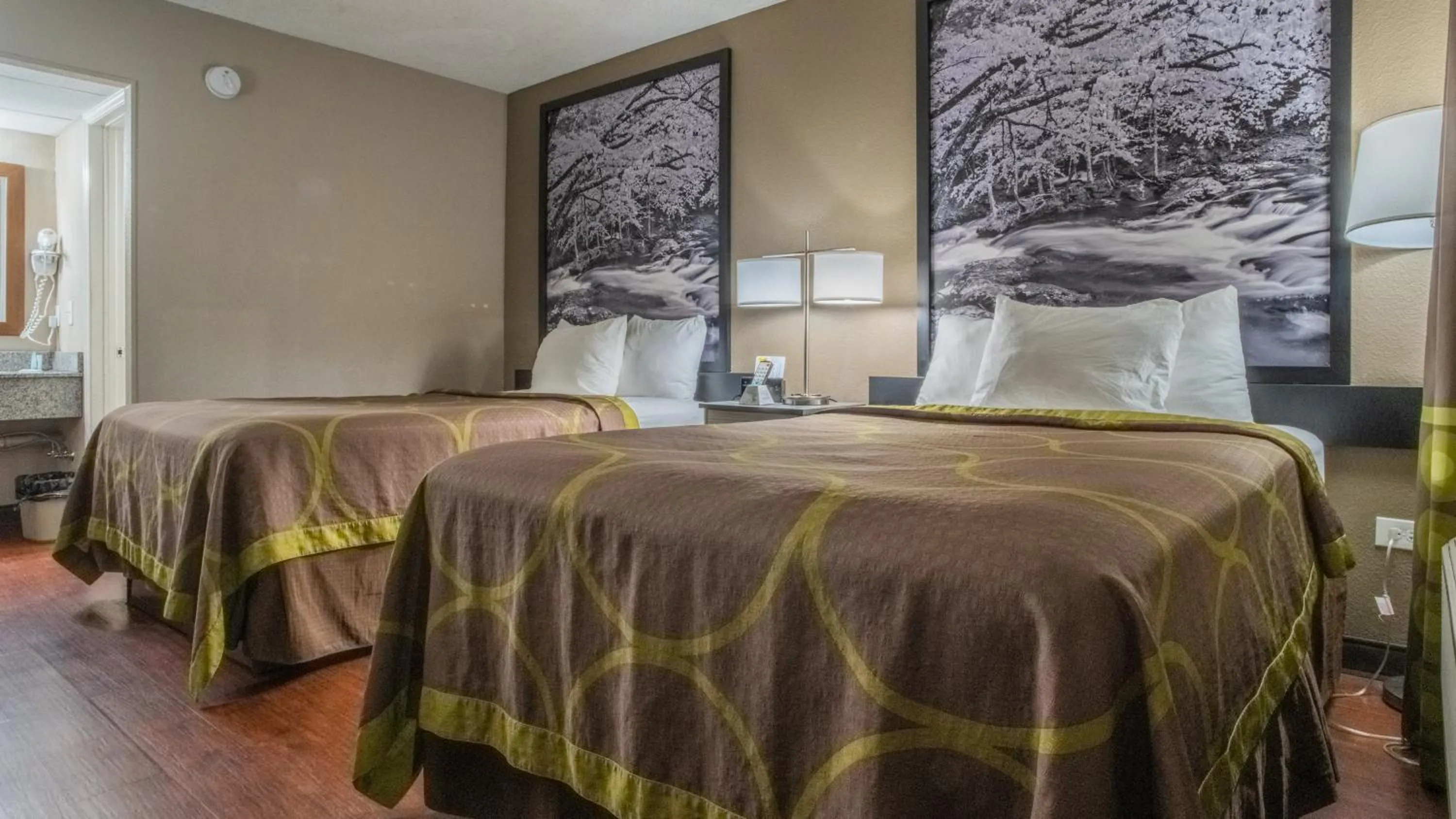 Bedroom, Bed in Super 8 by Wyndham Downtown Gatlinburg at Convention Center