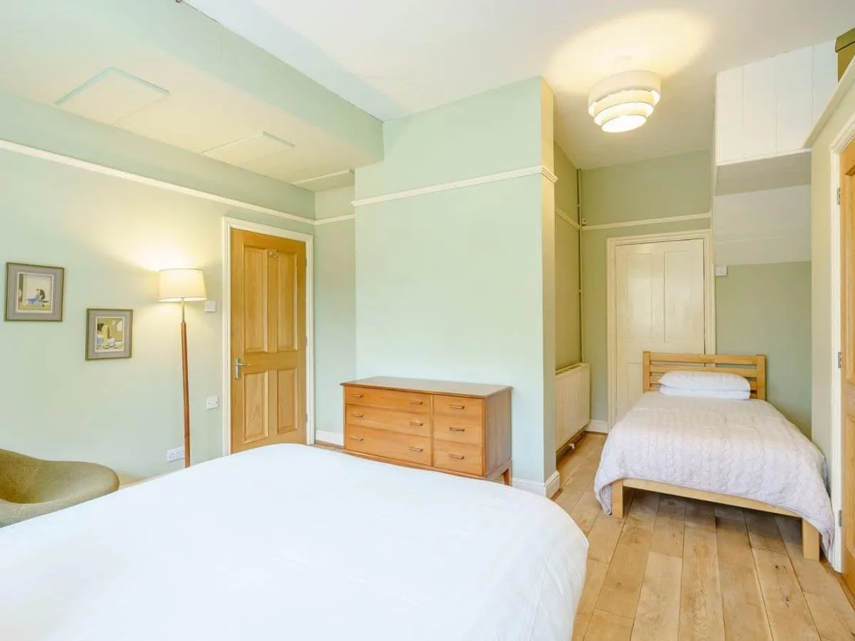 Bed in The Kingsley at Eversley