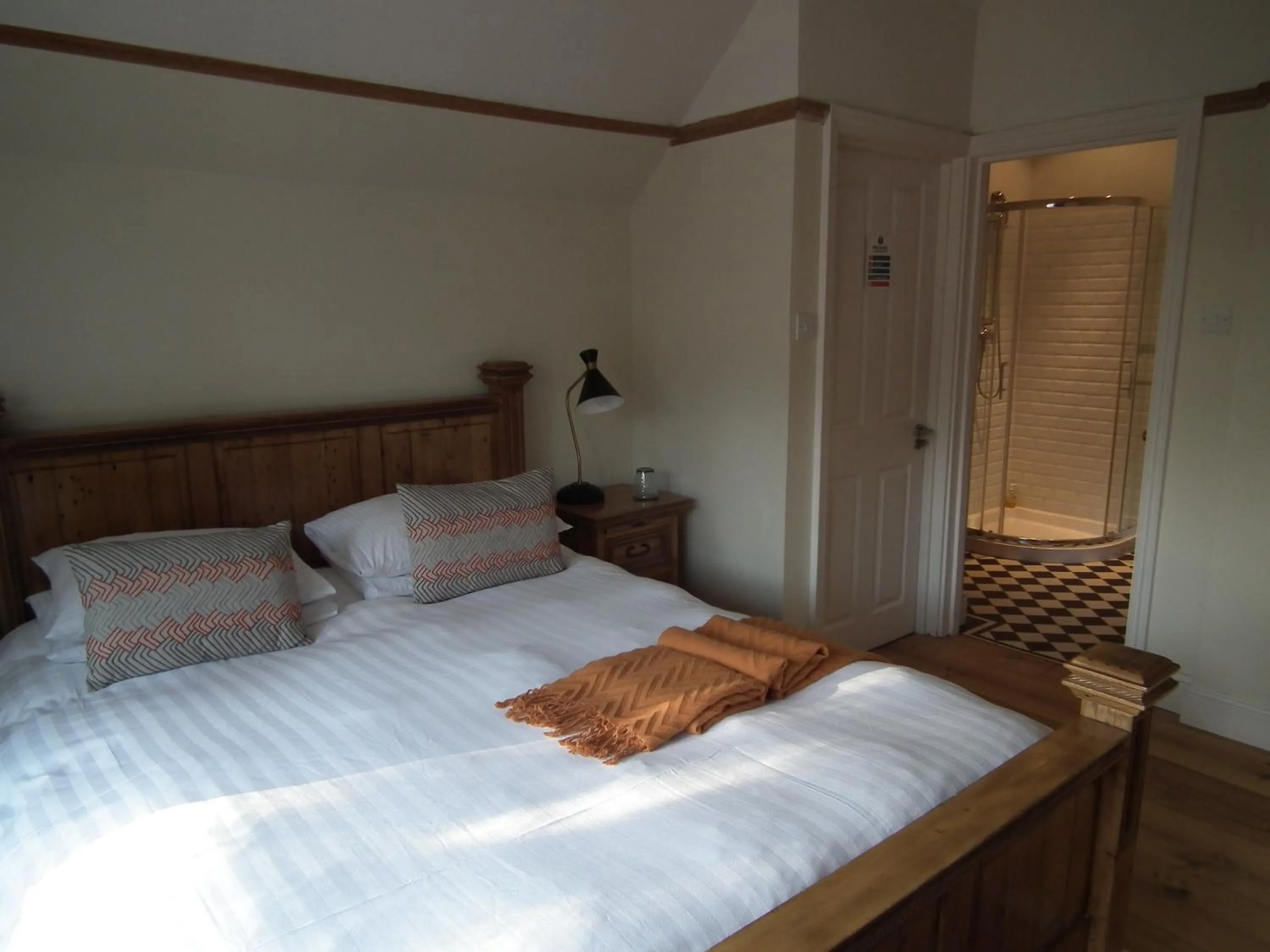 Bed in The Kingsley at Eversley