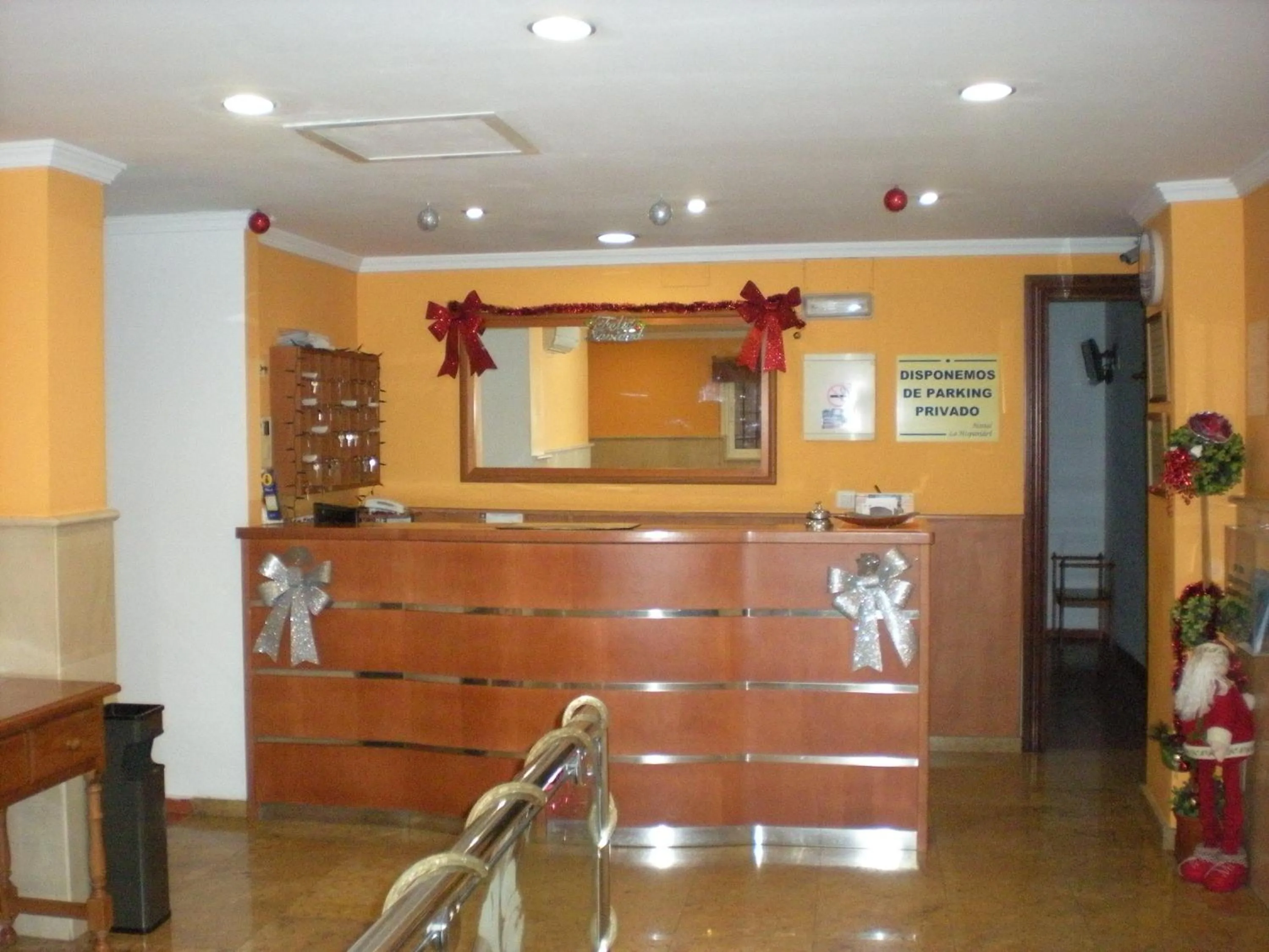 Lobby or reception in Hostal La Hispanidad
