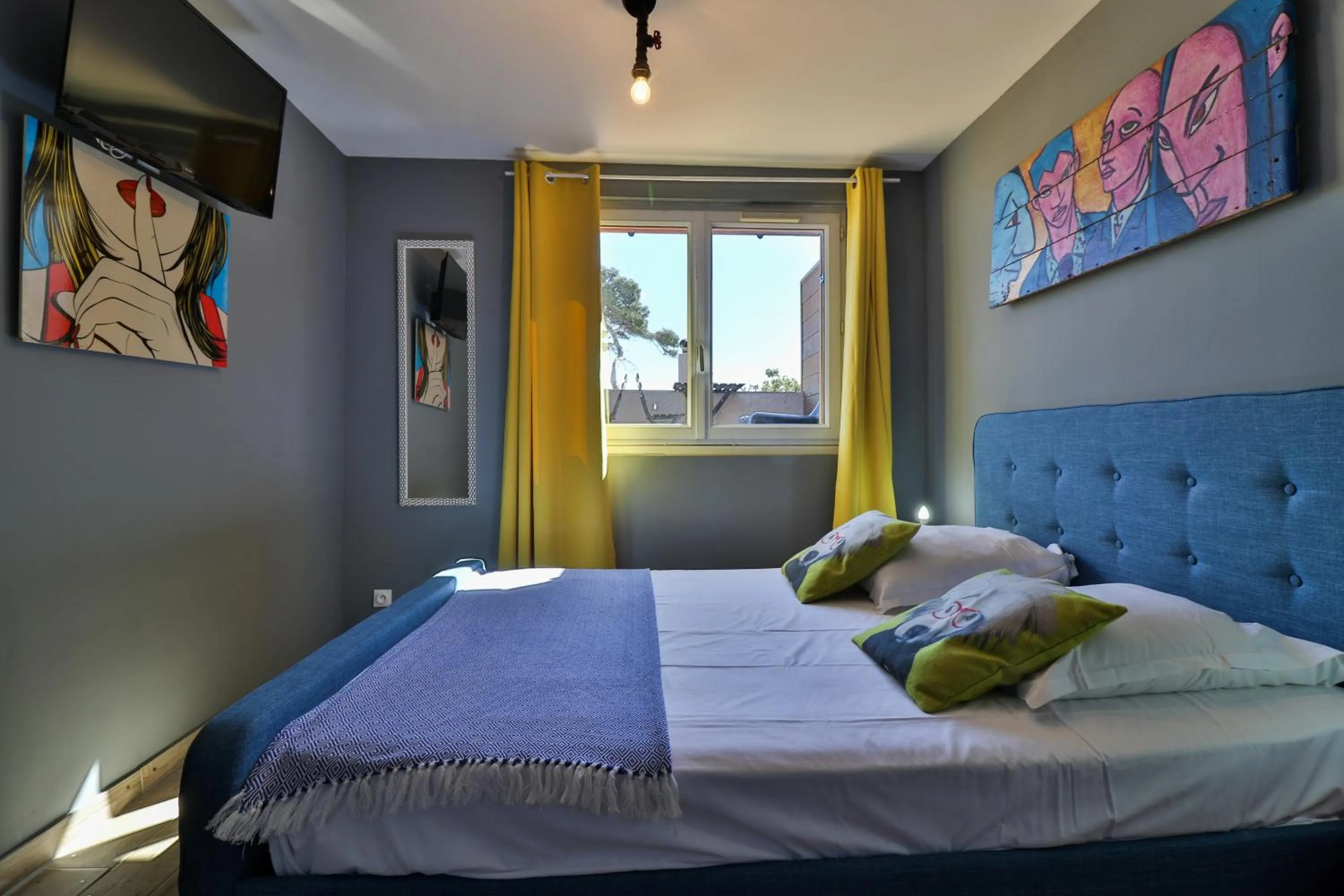 Bed in Hôtel La Bastide