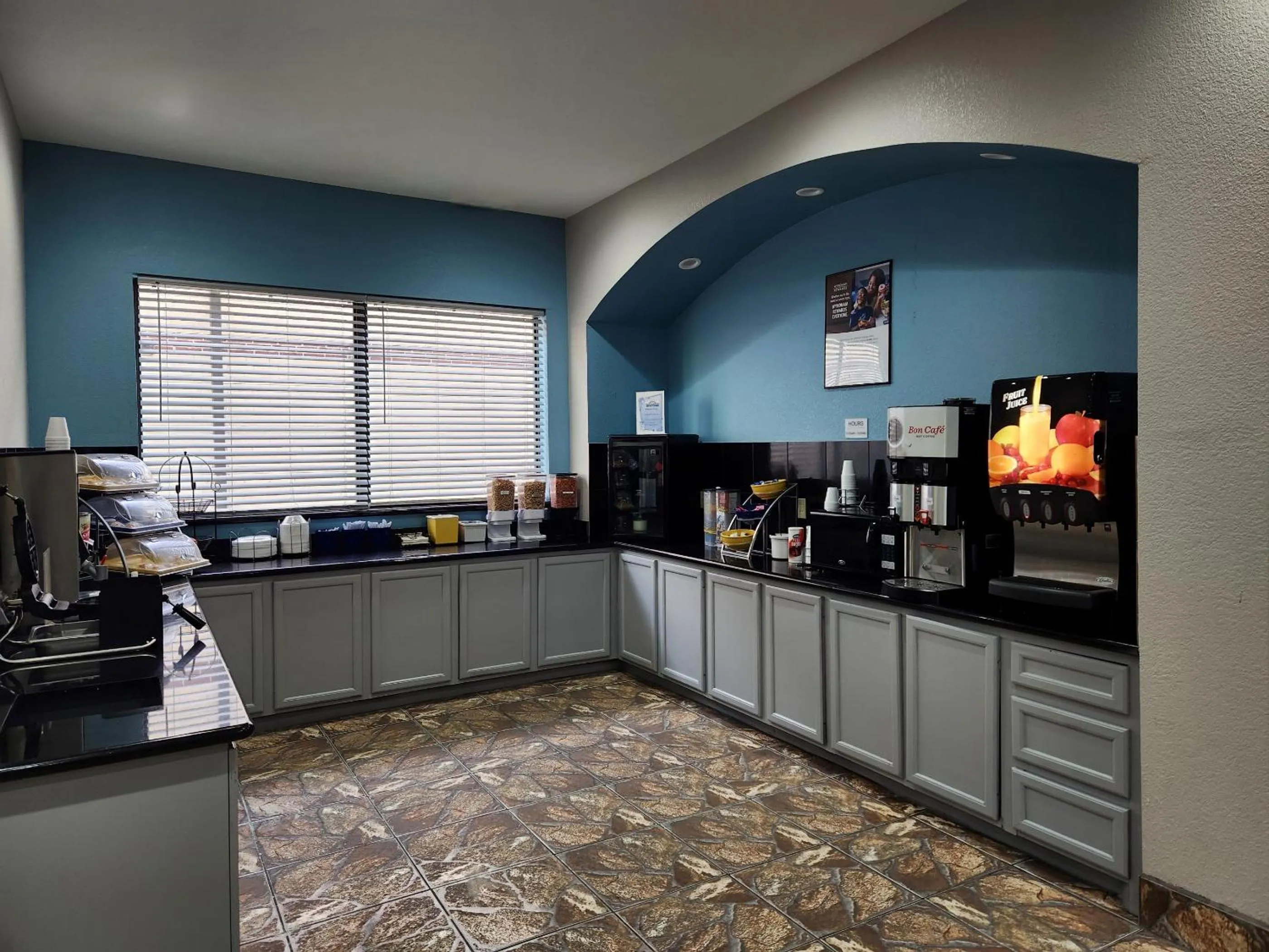 Breakfast in Days Inn by Wyndham Kemah