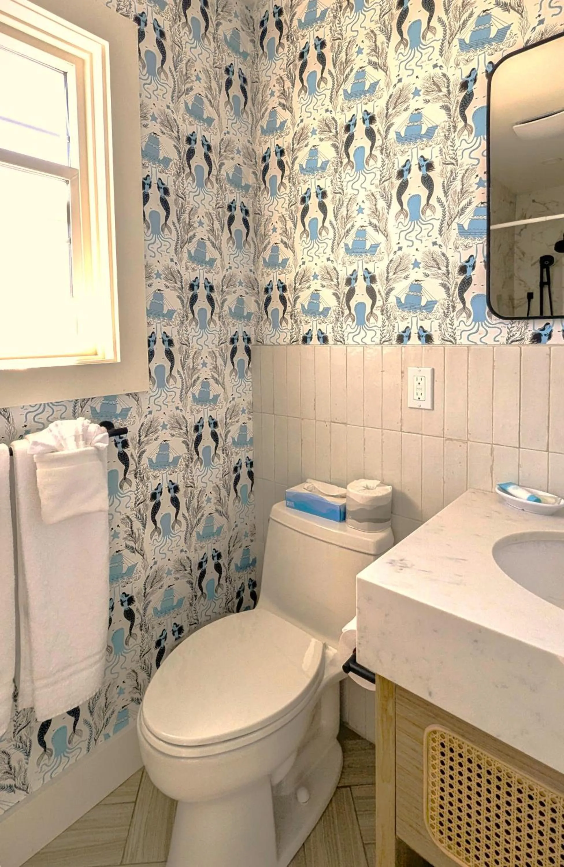 Bathroom in Seaway Inn