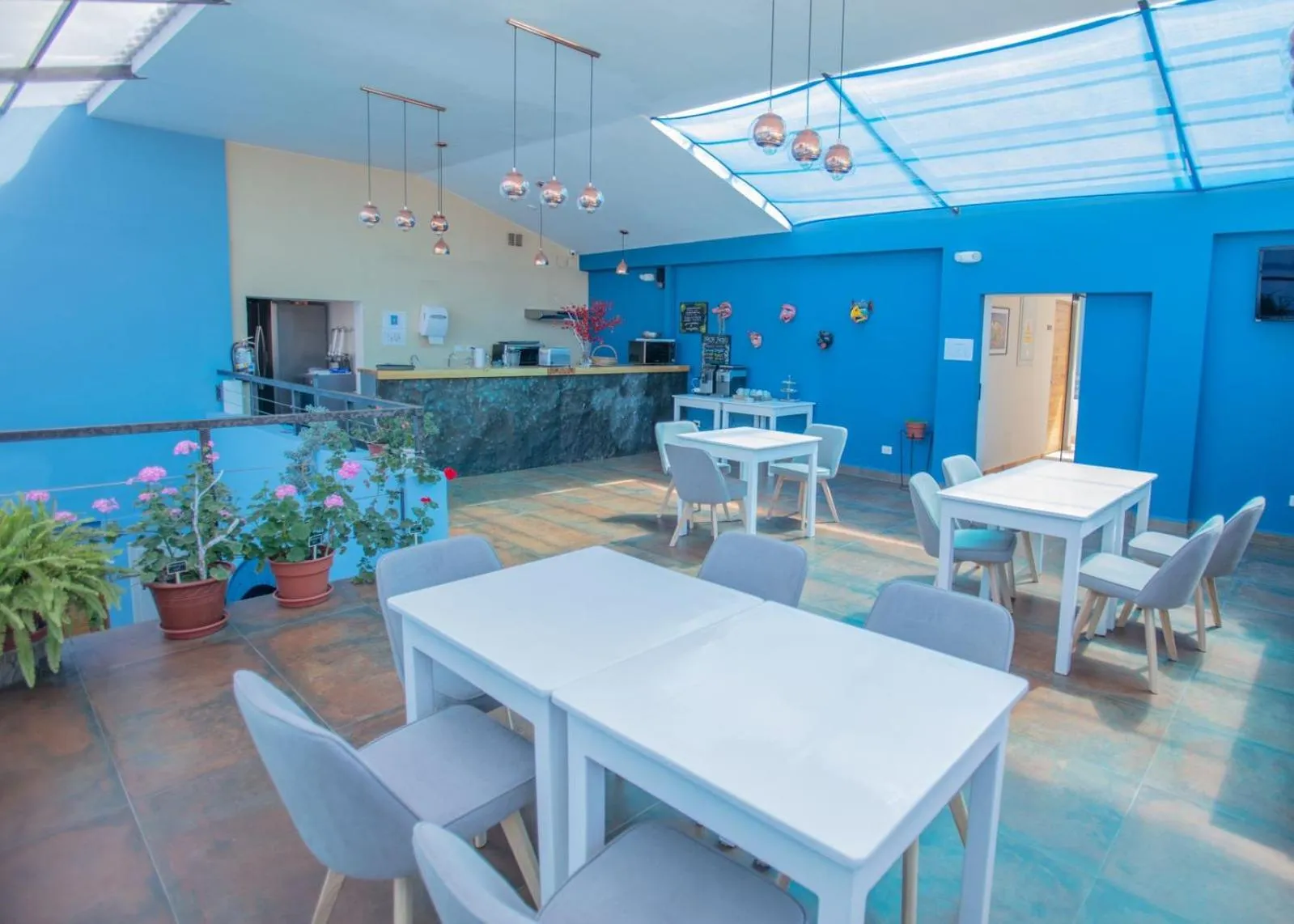 Dining area in Cooper Hotel Boutique