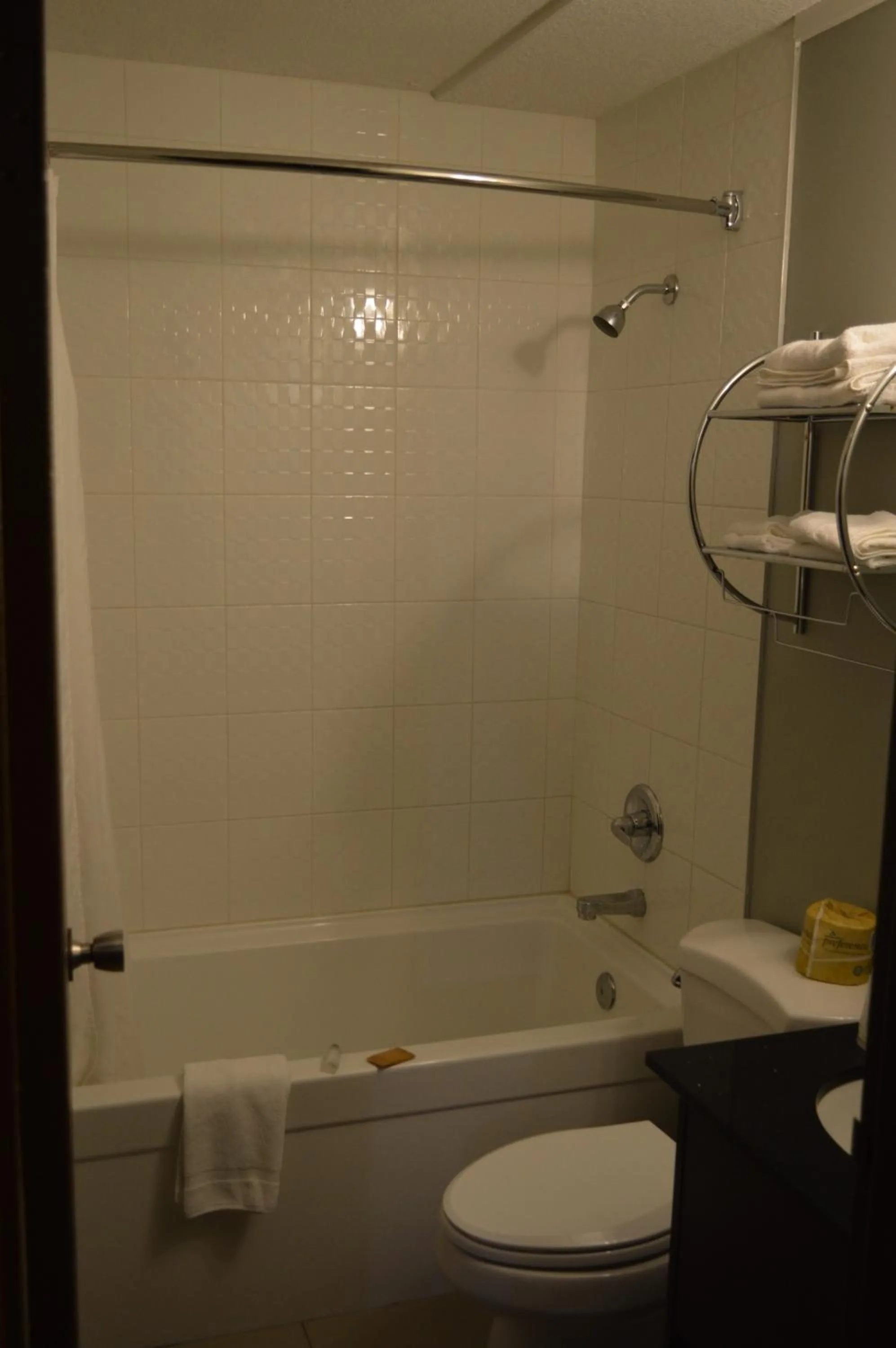 Airport Traveller's Inn