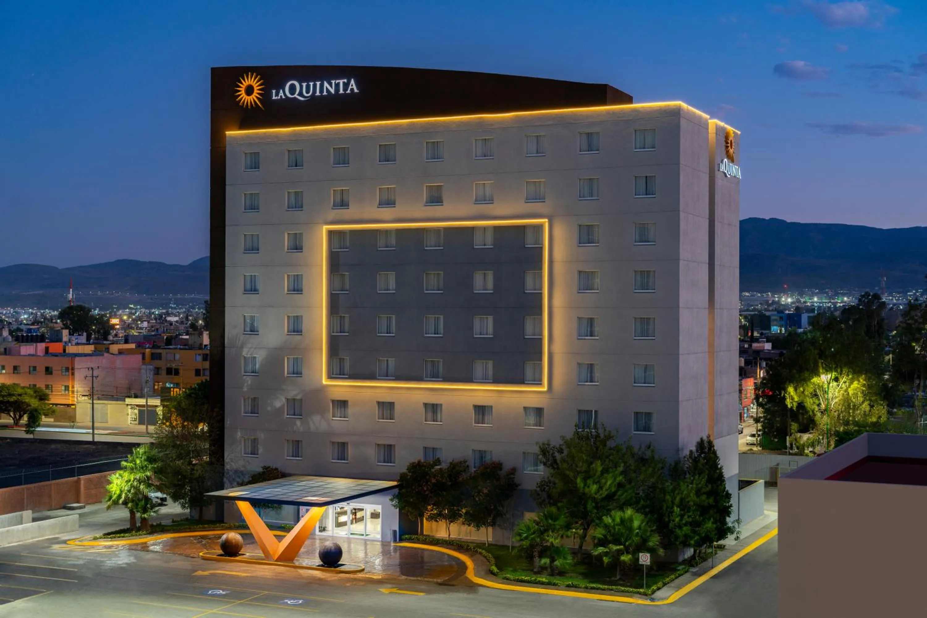 Property building in La Quinta by Wyndham San Luis Potosi