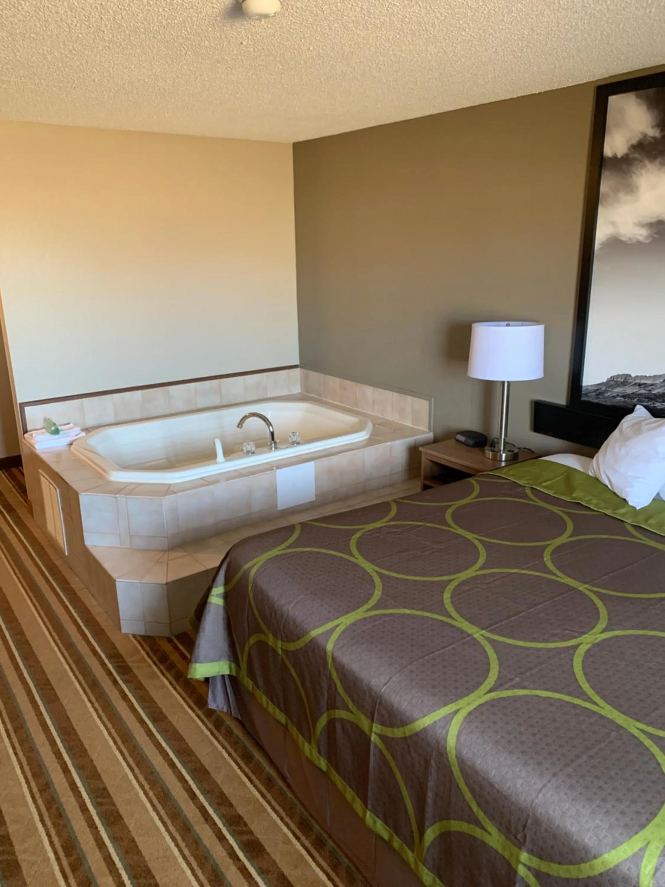 Bedroom, Bed in Super 8 by Wyndham O Neill NE