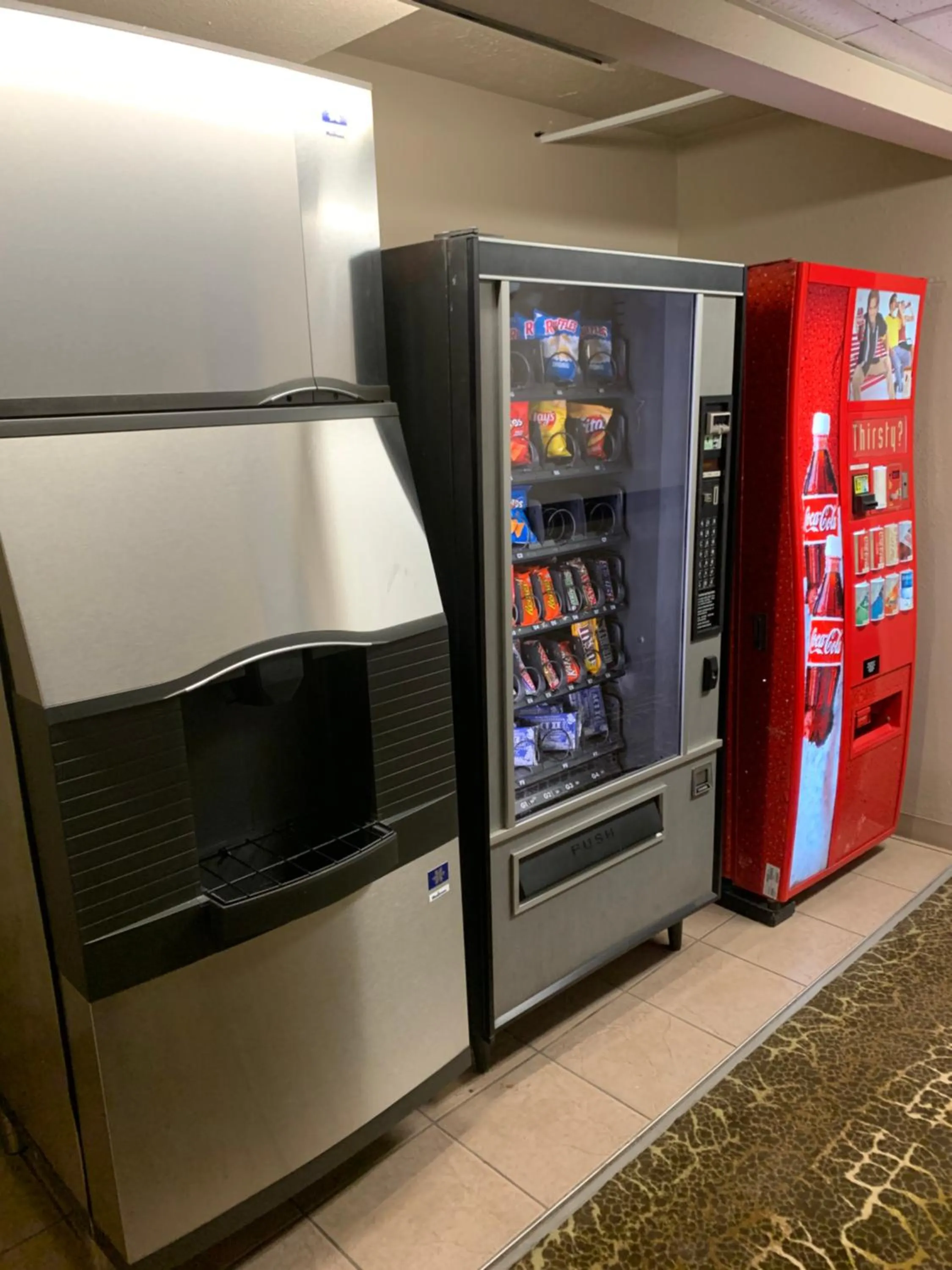 Area and facilities in Super 8 by Wyndham O Neill NE