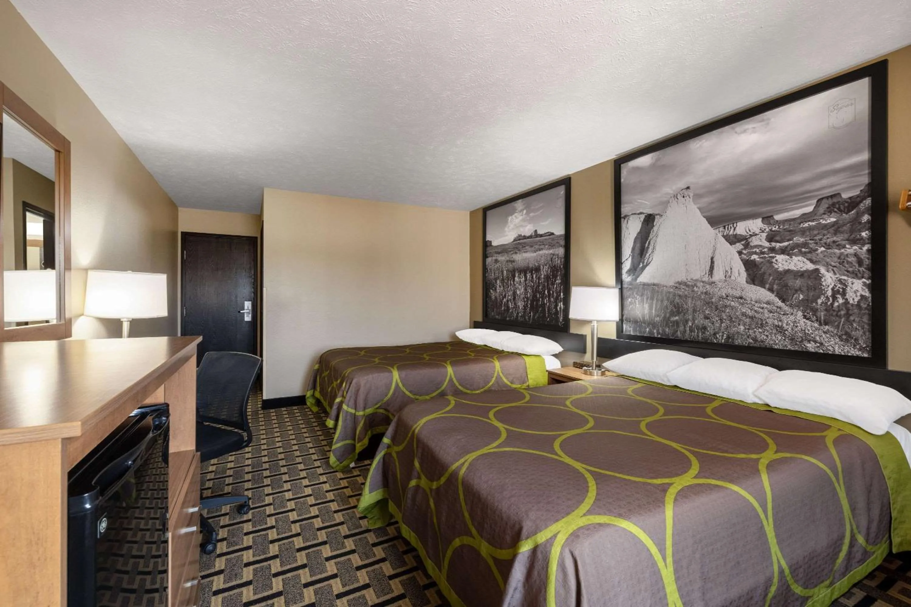 Bedroom, Bed in Super 8 by Wyndham O Neill NE