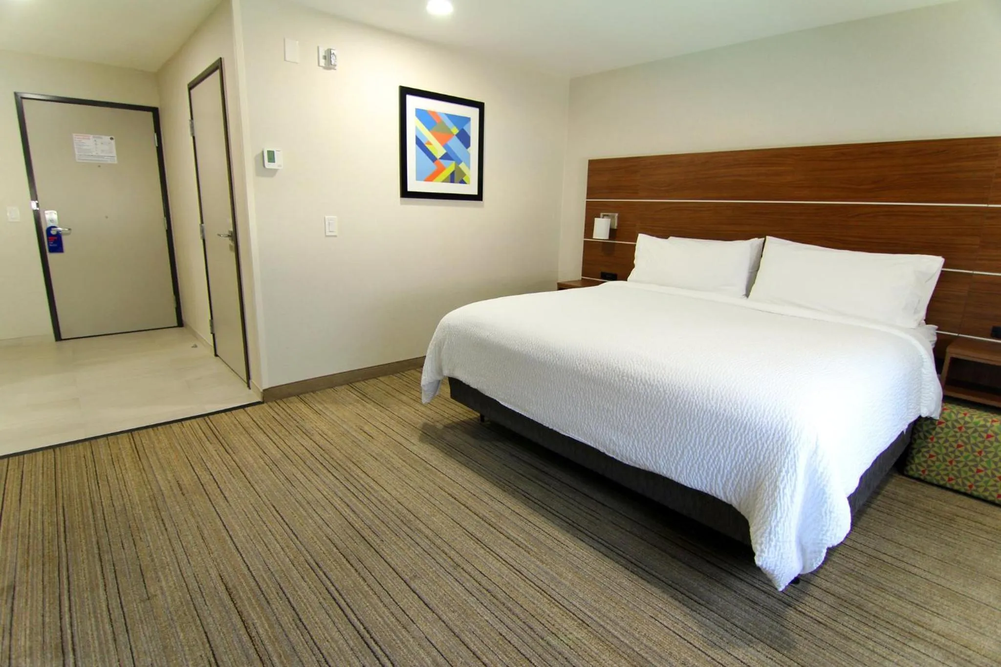 Photo of the whole room, Bed in Holiday Inn Express - Santa Rosa North by IHG
