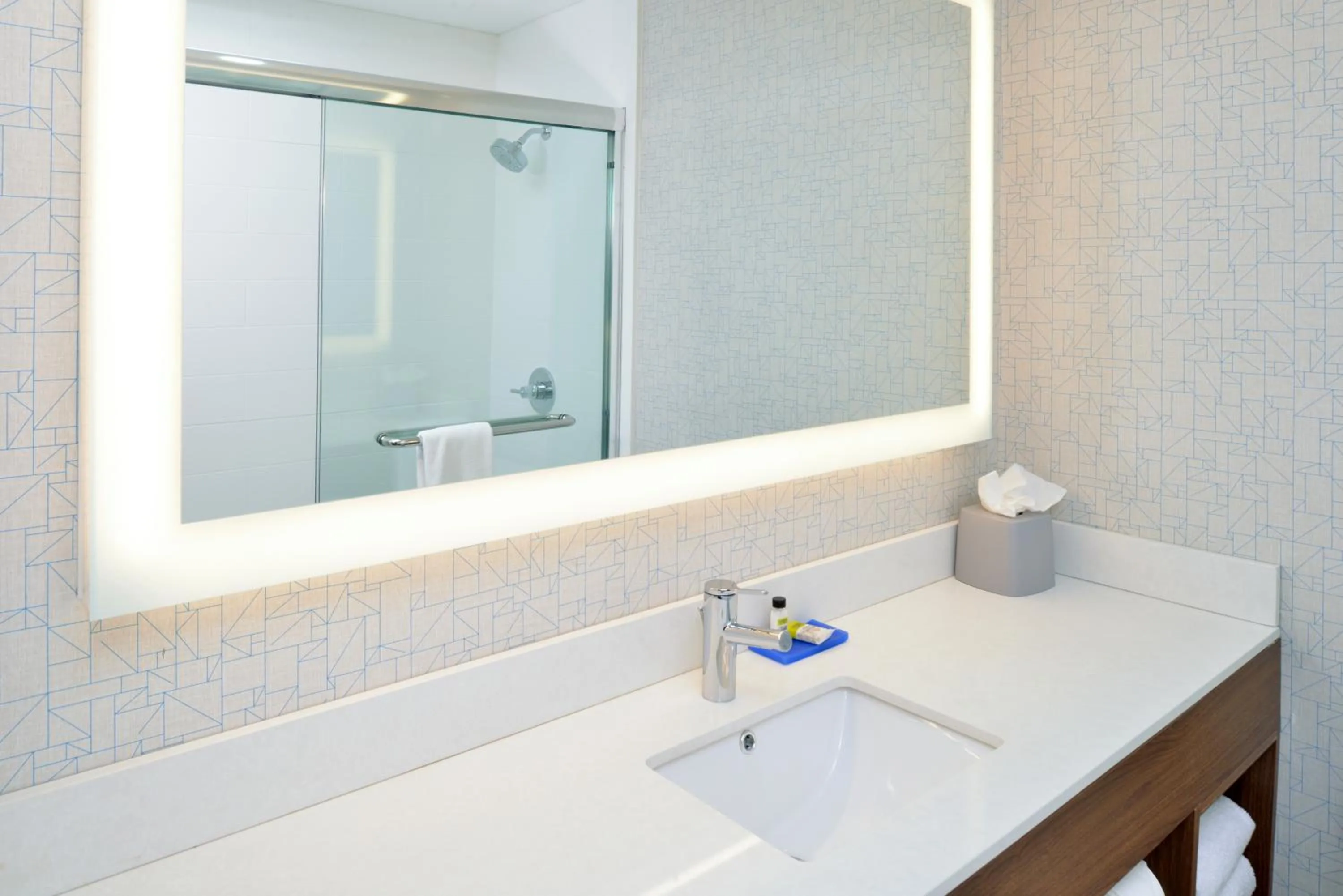 Bathroom in Holiday Inn Express - Santa Rosa North by IHG