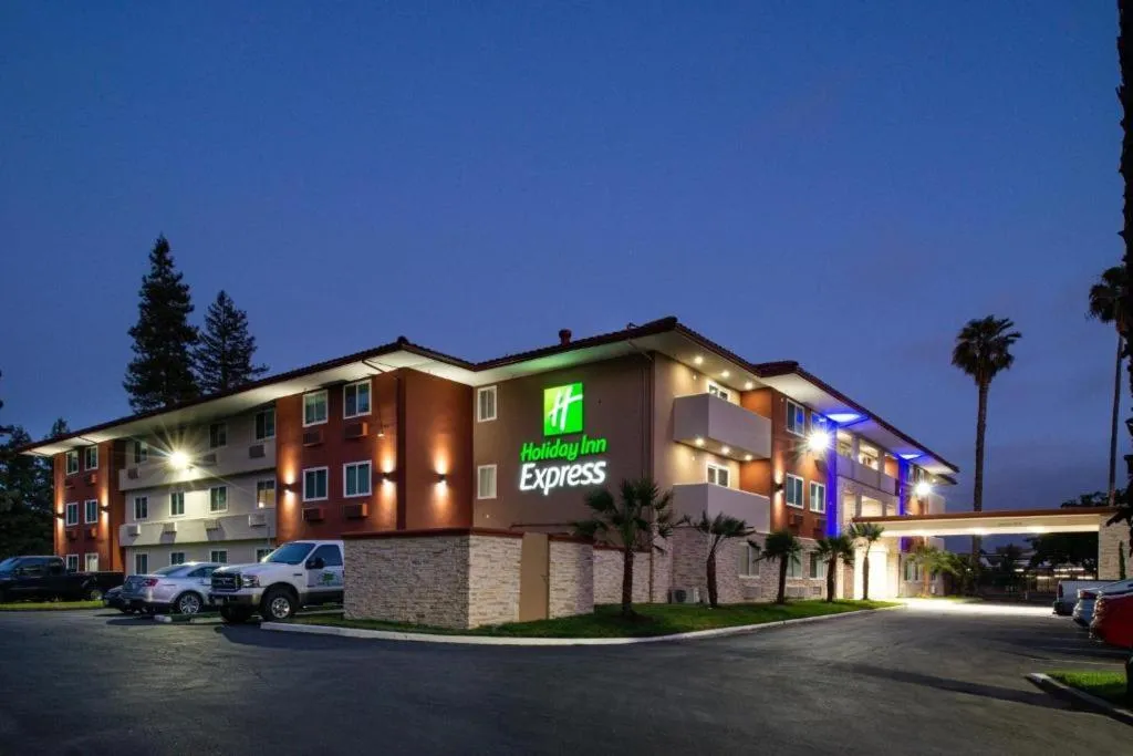 Holiday Inn Express - Santa Rosa North by IHG